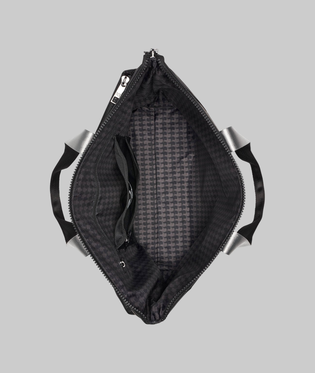 WORLD TOUR TRAVEL TOTE BAG VIEW 4 | The Handbag Edit WORLD TOUR TRAVEL TOTE BAG VIEW 4 | The Handbag Edit