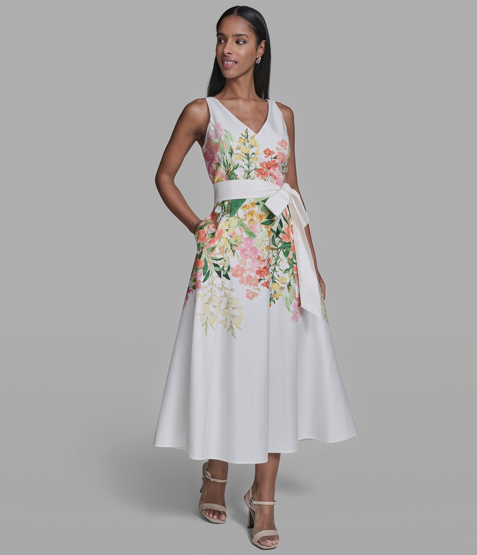 SLEEVELESS FLORAL MAXI DRESS VIEW 6 SLEEVELESS FLORAL MAXI DRESS VIEW 6