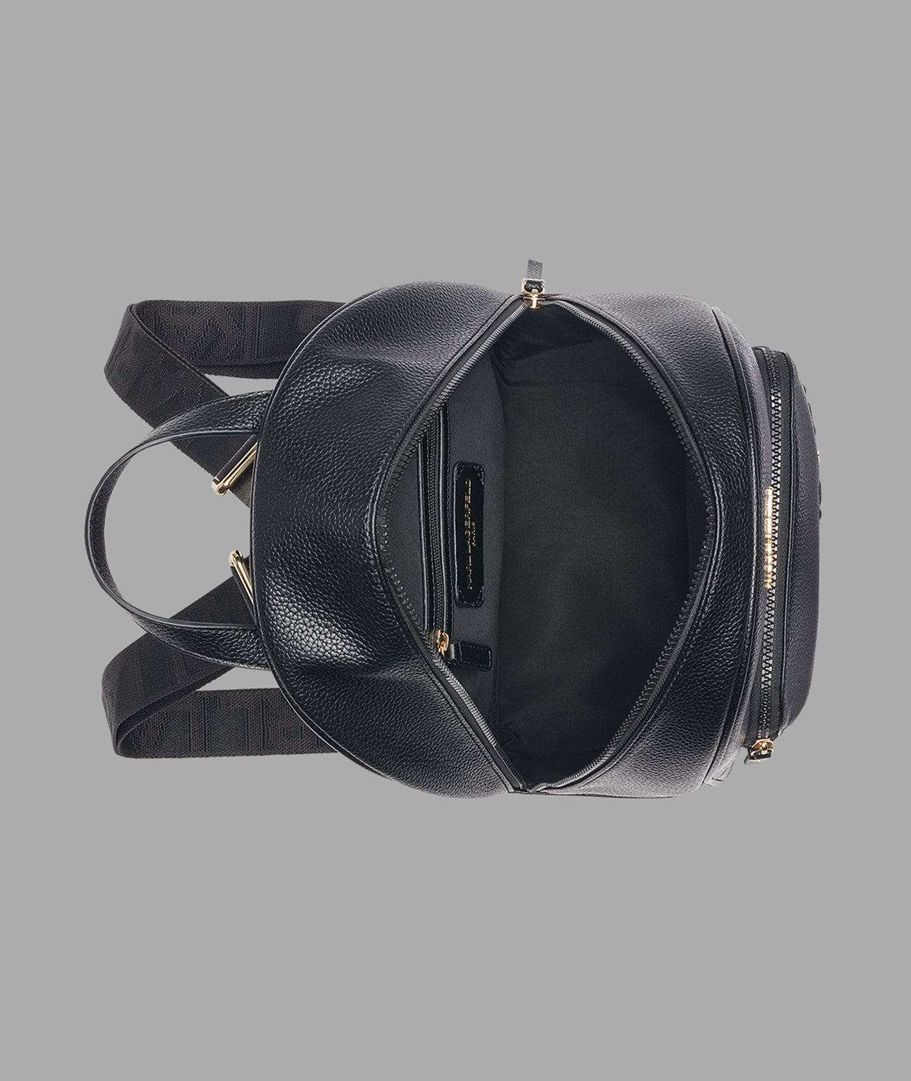 KHLOE BACKPACK DEBOSS LOGO VIEW 4 | Dress and Handbag Essentials KHLOE BACKPACK DEBOSS LOGO VIEW 4 | Dress and Handbag Essentials