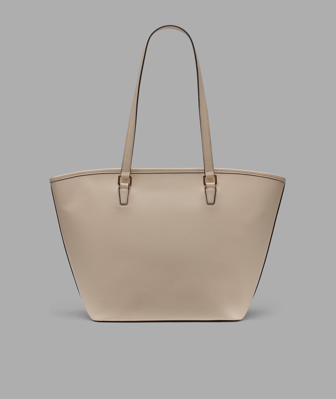 ADELE TOTE WITH KARL ART VIEW 3 | The Handbag Edit ADELE TOTE WITH KARL ART VIEW 3 | The Handbag Edit