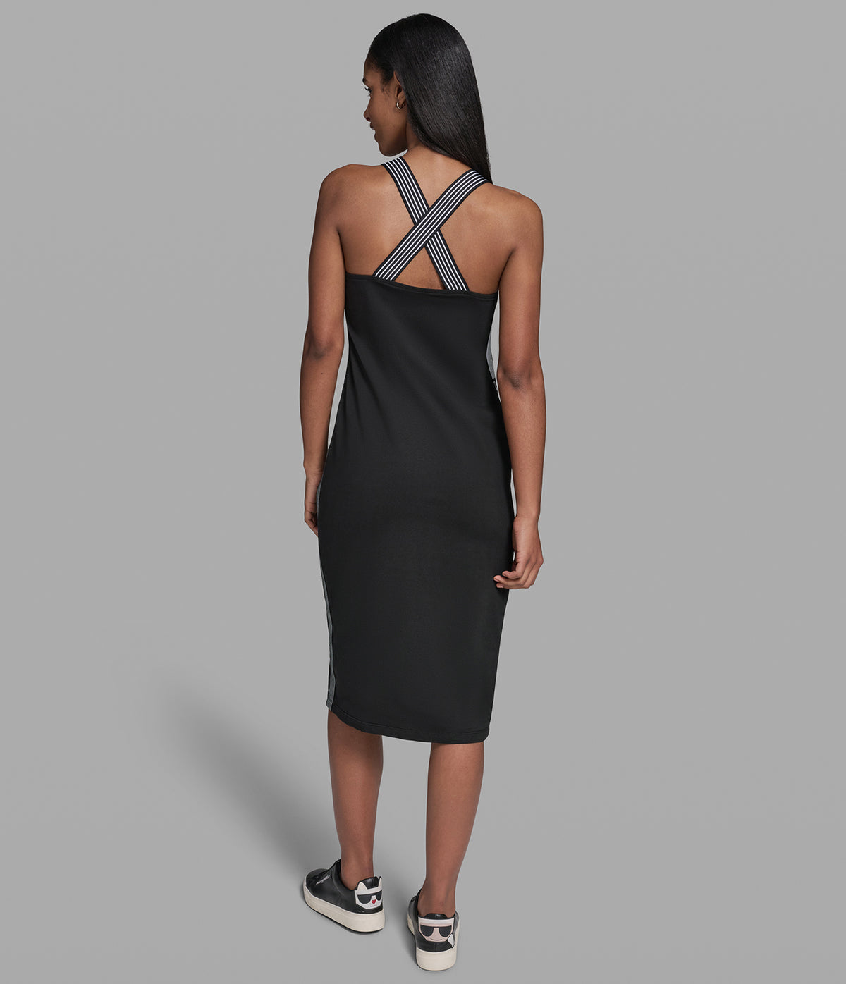 black tape dress Karl Lagerfeld Paris Women's Sleeveless Scoop - the structured bodice hugs CPB:95 Short Sleeve Pocket Mini Tokyo collection