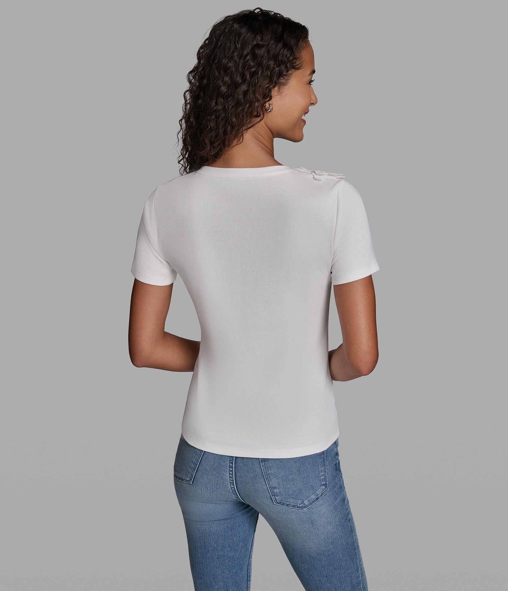 FLORAL APPLIQUE KNIT TOP View 2 | Women's Tees & Tanks FLORAL APPLIQUE KNIT TOP View 2 | Women's Tees & Tanks