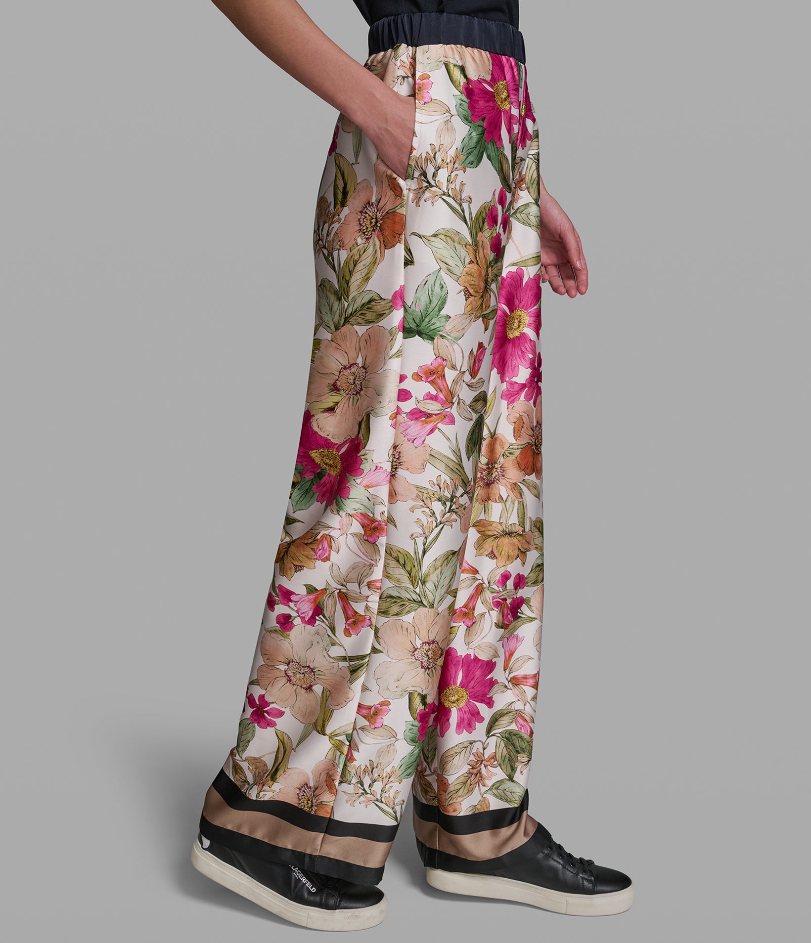 FLORAL WIDE LEG PANTS VIEW 3 FLORAL WIDE LEG PANTS VIEW 3