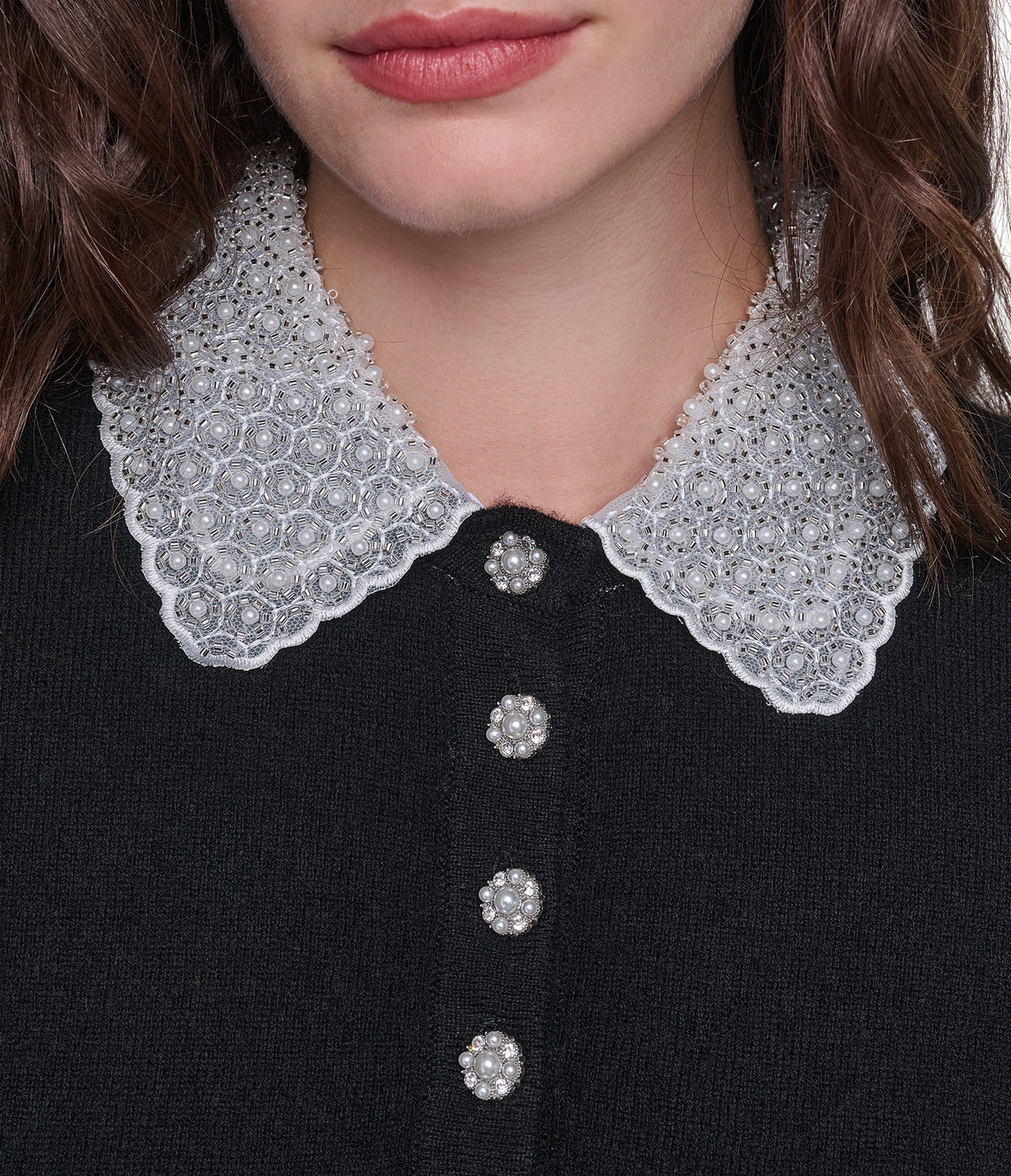 SHORT SLEEVE EMBELLESHED COLLARED TOP VIEW 6 SHORT SLEEVE EMBELLESHED COLLARED TOP VIEW 6