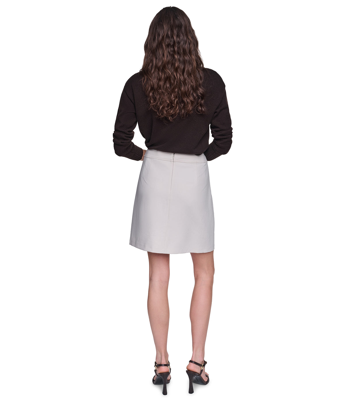 BUTTON DETAIL PLEATED SKIRT VIEW 6 BUTTON DETAIL PLEATED SKIRT VIEW 6