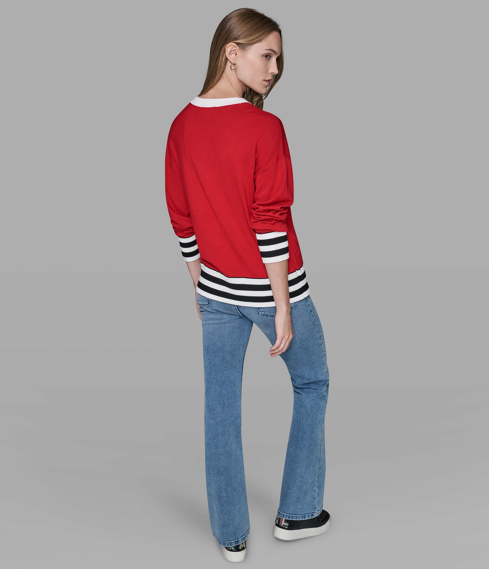 STRIPE LOGO SWEATER View 2 | Valentine's Day Shop STRIPE LOGO SWEATER View 2 | Valentine's Day Shop