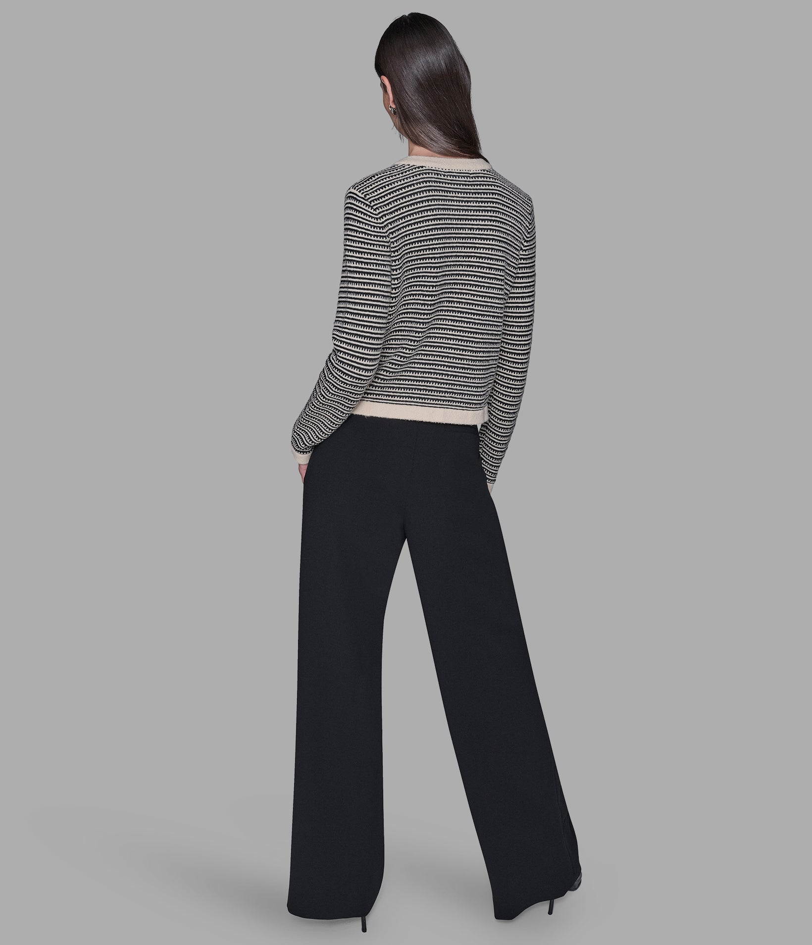 CROPPED TEXTURED CARDIGAN View 2 | WOMEN'S FALL COLLECTION CROPPED TEXTURED CARDIGAN View 2 | WOMEN'S FALL COLLECTION