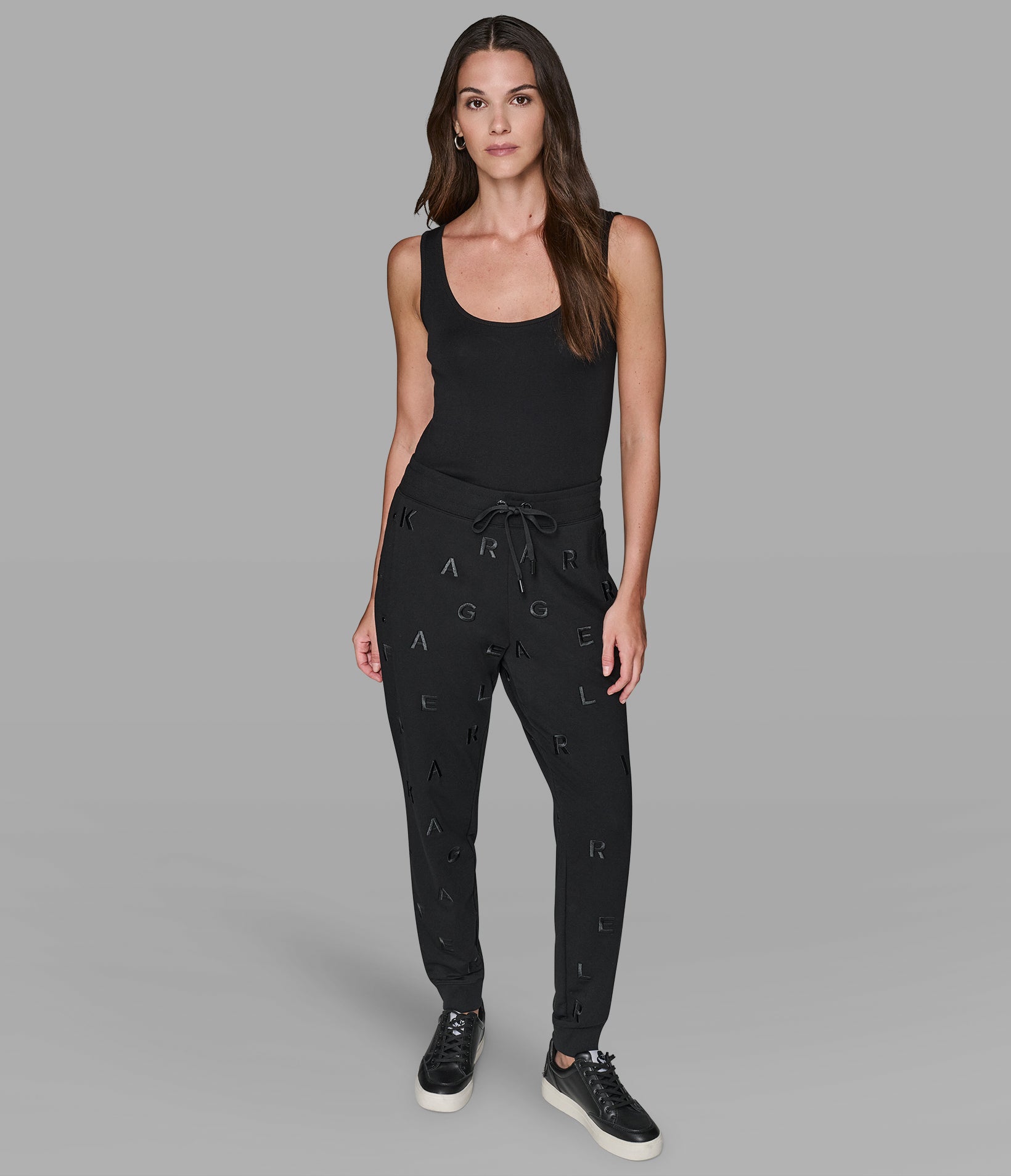 CO-ORD SCATTERED LOGO JOGGER VIEW 5 CO-ORD SCATTERED LOGO JOGGER VIEW 5