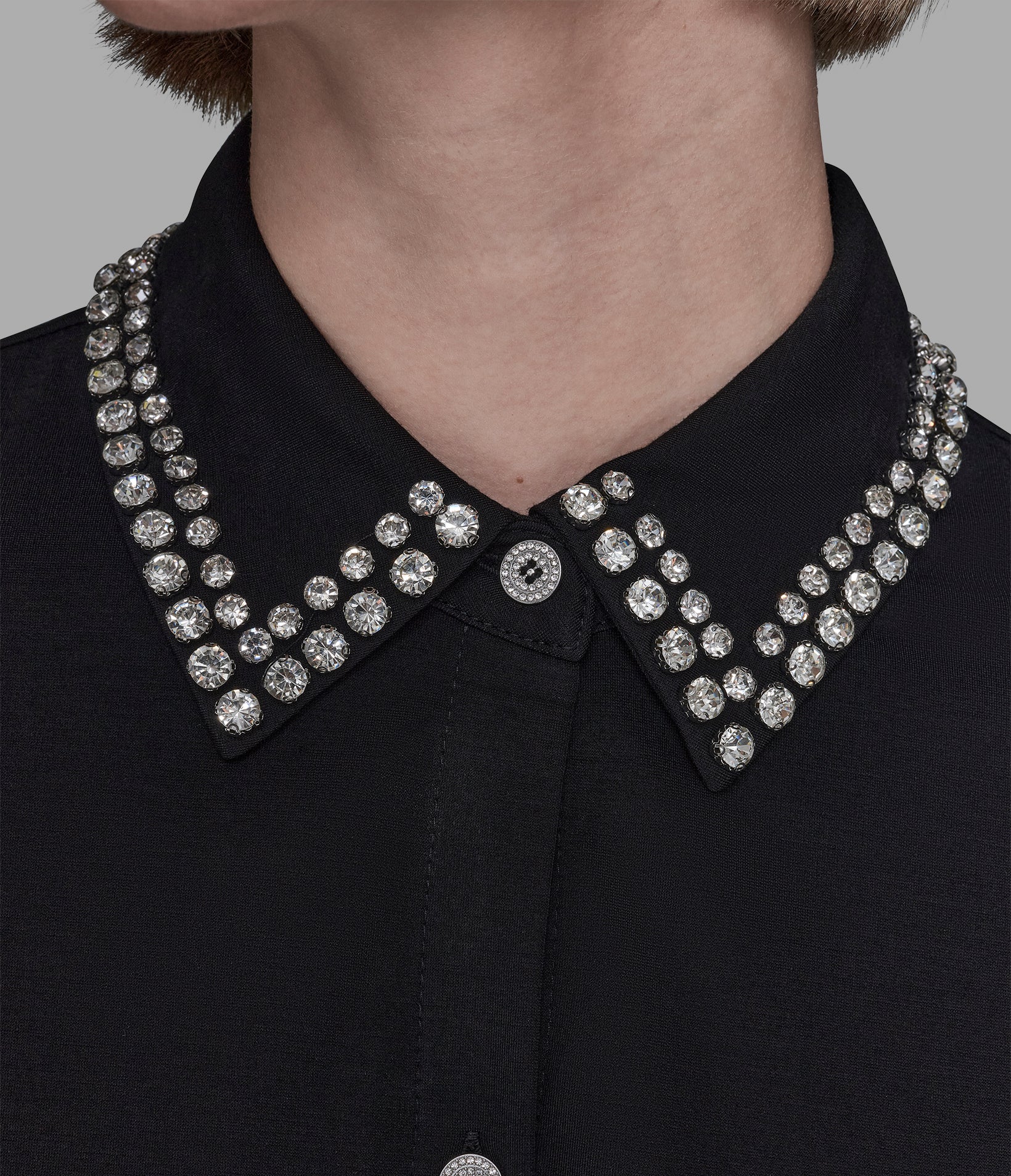 SHORT SLEEVE KNIT TOP WITH EMBELLISHED COLLAR VIEW 5 | Women's Clothing SHORT SLEEVE KNIT TOP WITH EMBELLISHED COLLAR VIEW 5 | Women's Clothing