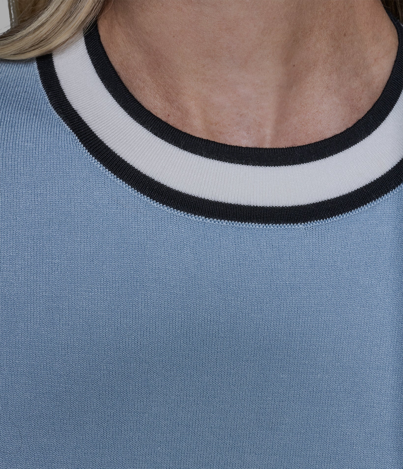 SHORT SLEEVE CONTRAST TRIM SWEATER VIEW 6 | Women's Tops & Sweaters SHORT SLEEVE CONTRAST TRIM SWEATER VIEW 6 | Women's Tops & Sweaters