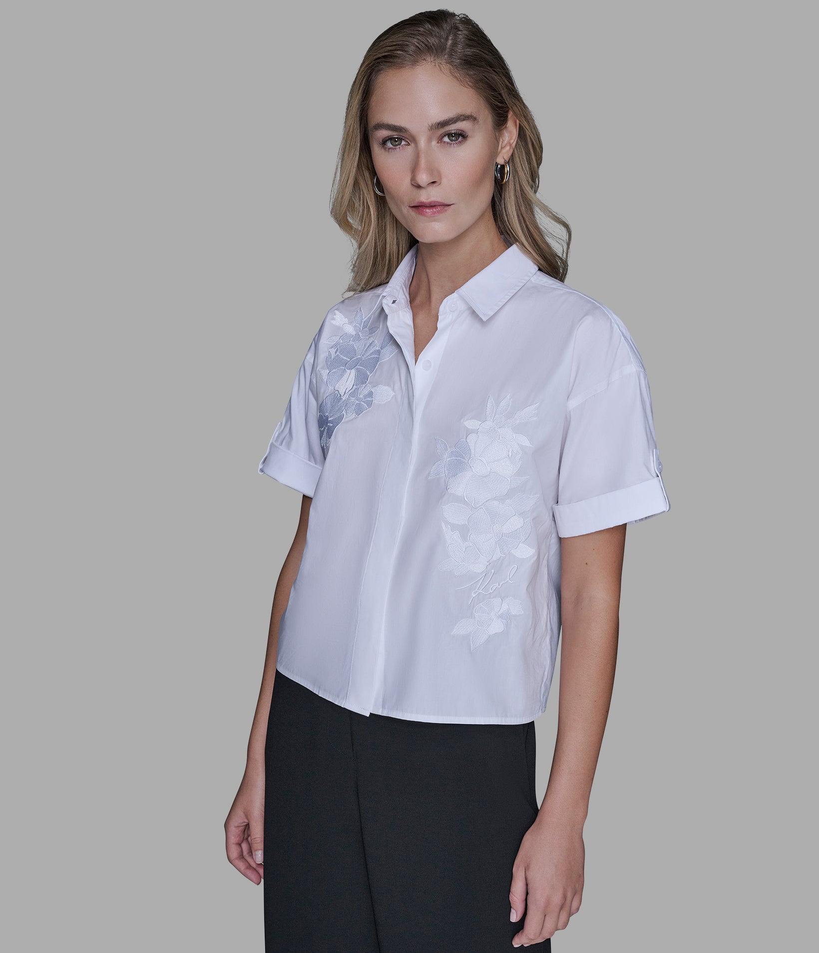 SHORT SLEEVE EMBROIDERED POPLIN SHIRT View 1 | Valentine's Day Shop SHORT SLEEVE EMBROIDERED POPLIN SHIRT View 1 | Valentine's Day Shop