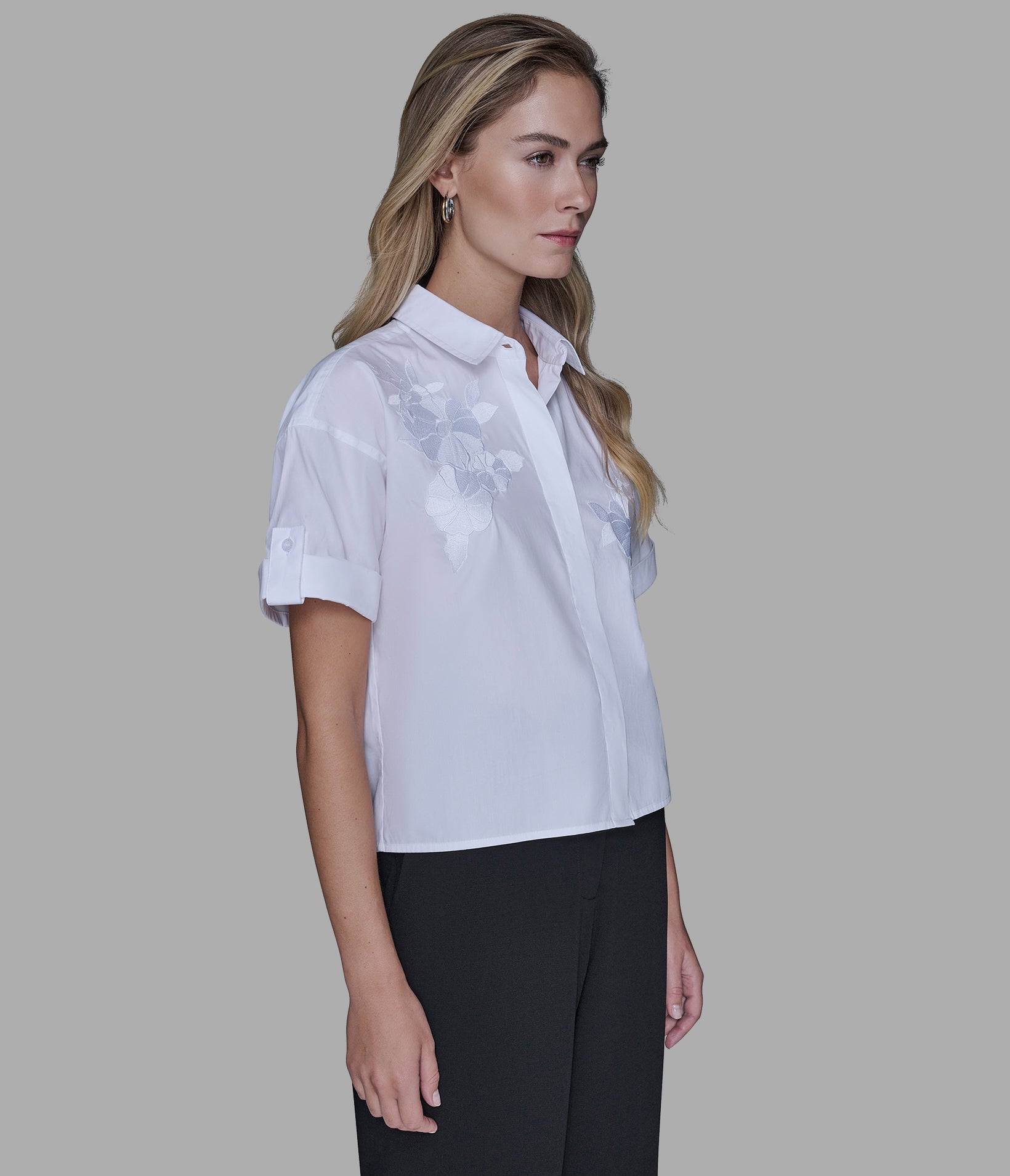 SHORT SLEEVE EMBROIDERED POPLIN SHIRT VIEW 3 | Valentine's Day Shop SHORT SLEEVE EMBROIDERED POPLIN SHIRT VIEW 3 | Valentine's Day Shop
