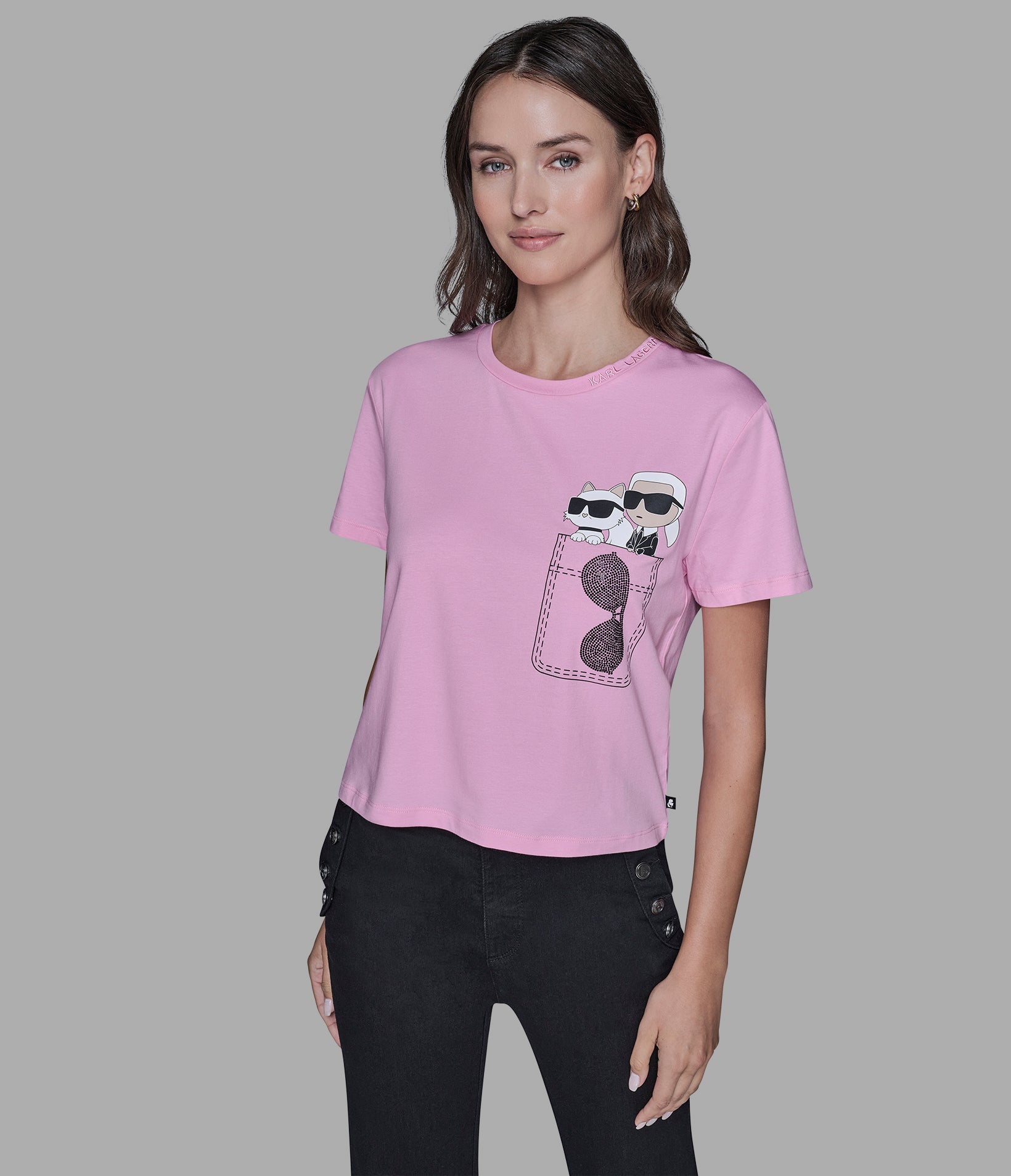 DUO POCKET TEE View 1 | Valentine's Day Shop DUO POCKET TEE View 1 | Valentine's Day Shop