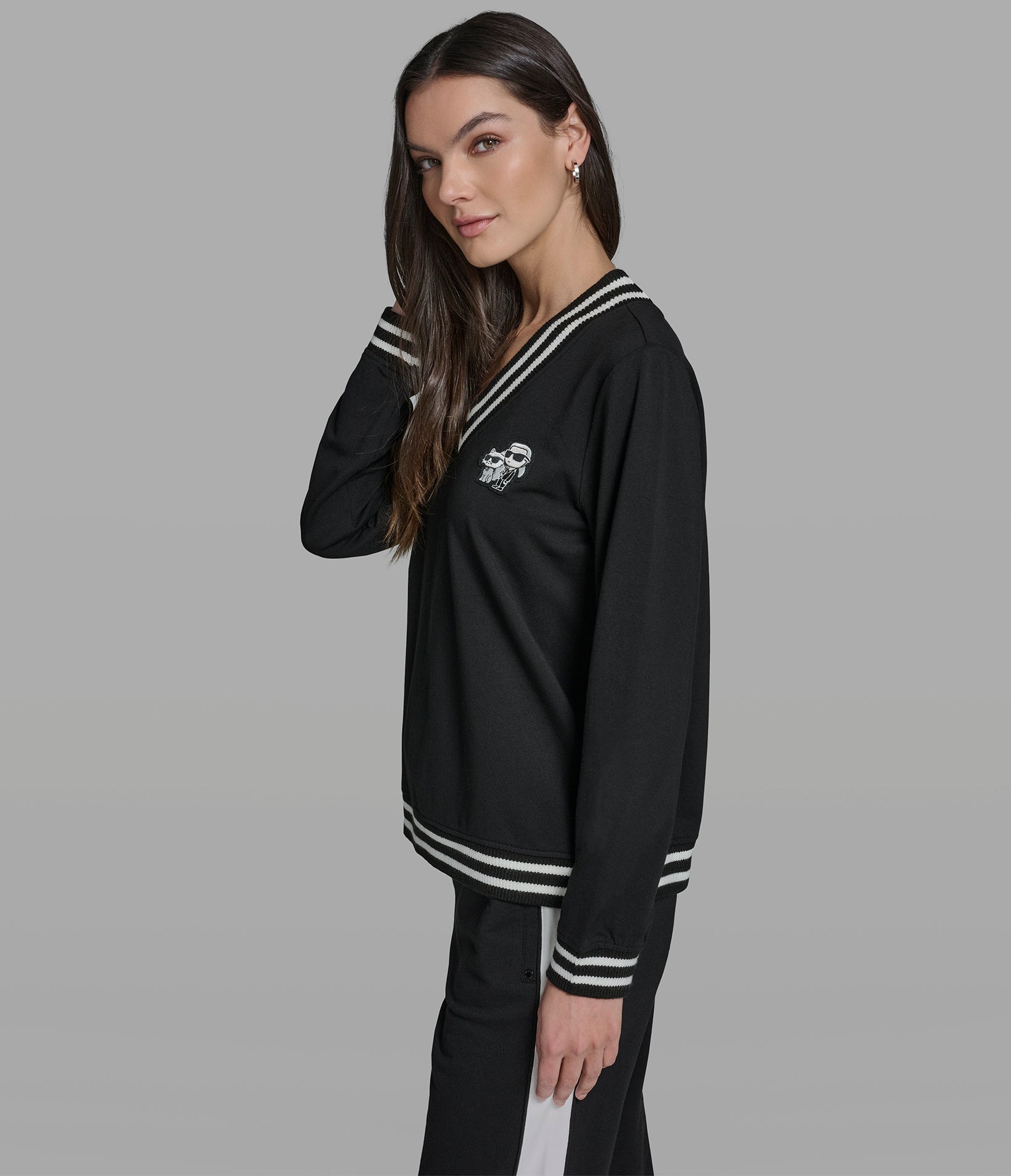 VARSITY PATCH V-NECK SWEATSHIRT VIEW 3 | Women's Tops & Sweaters VARSITY PATCH V-NECK SWEATSHIRT VIEW 3 | Women's Tops & Sweaters