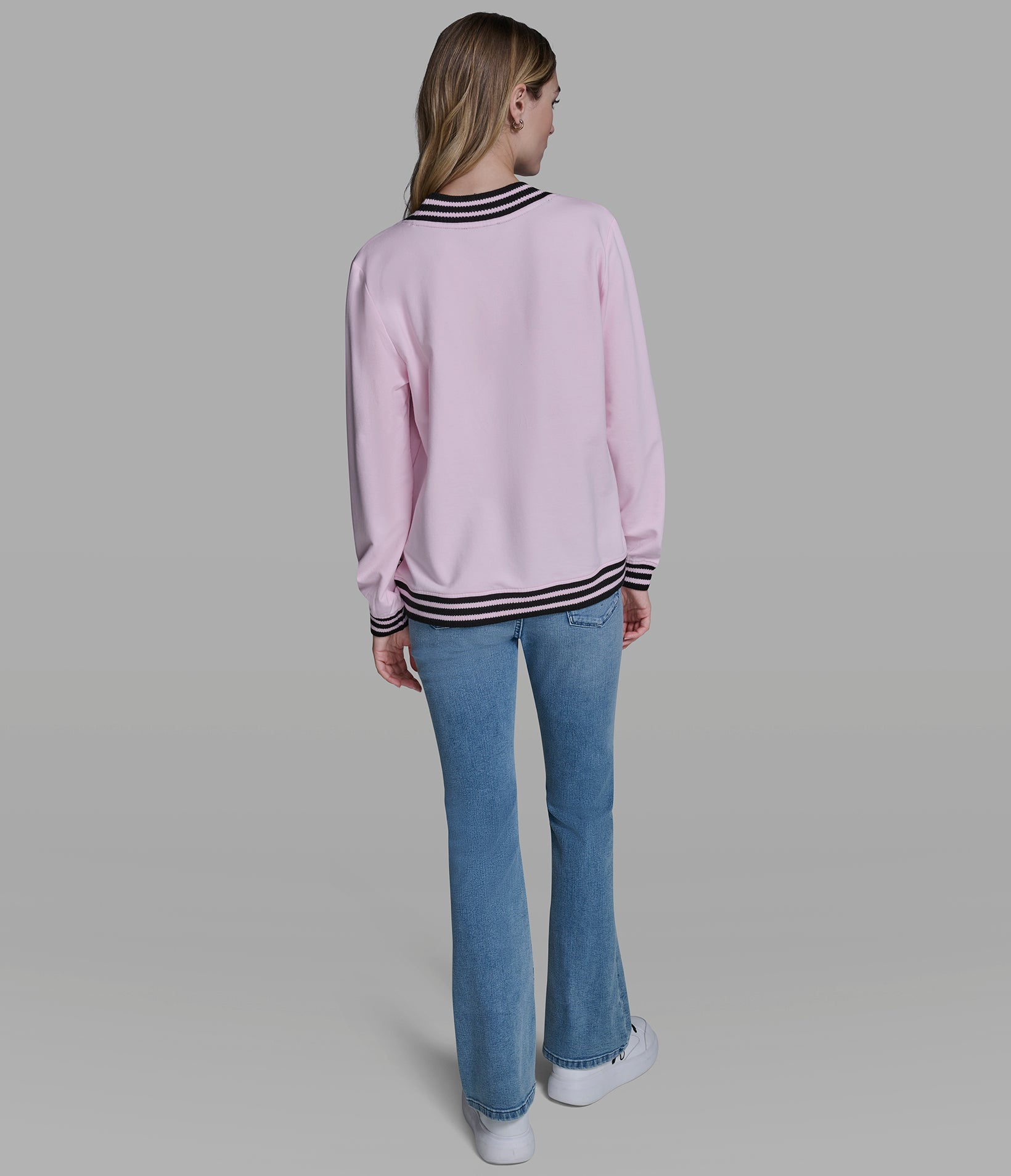 VARSITY PATCH V-NECK SWEATSHIRT VIEW 5 | Women's Tops & Sweaters VARSITY PATCH V-NECK SWEATSHIRT VIEW 5 | Women's Tops & Sweaters