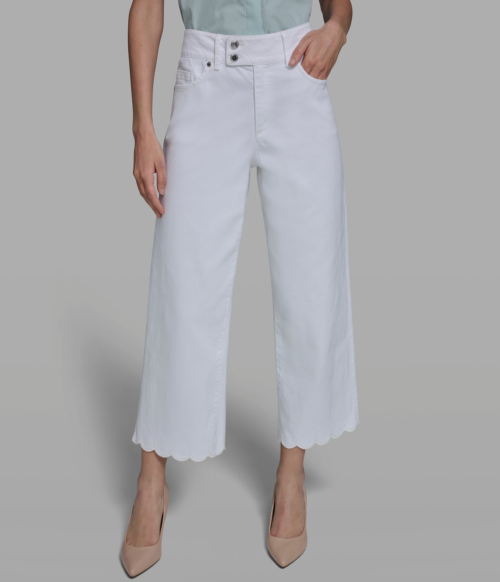 SCALLOPED HEM WIDE-LEG JEANS View 1 | Women's Denim SCALLOPED HEM WIDE-LEG JEANS View 1 | Women's Denim