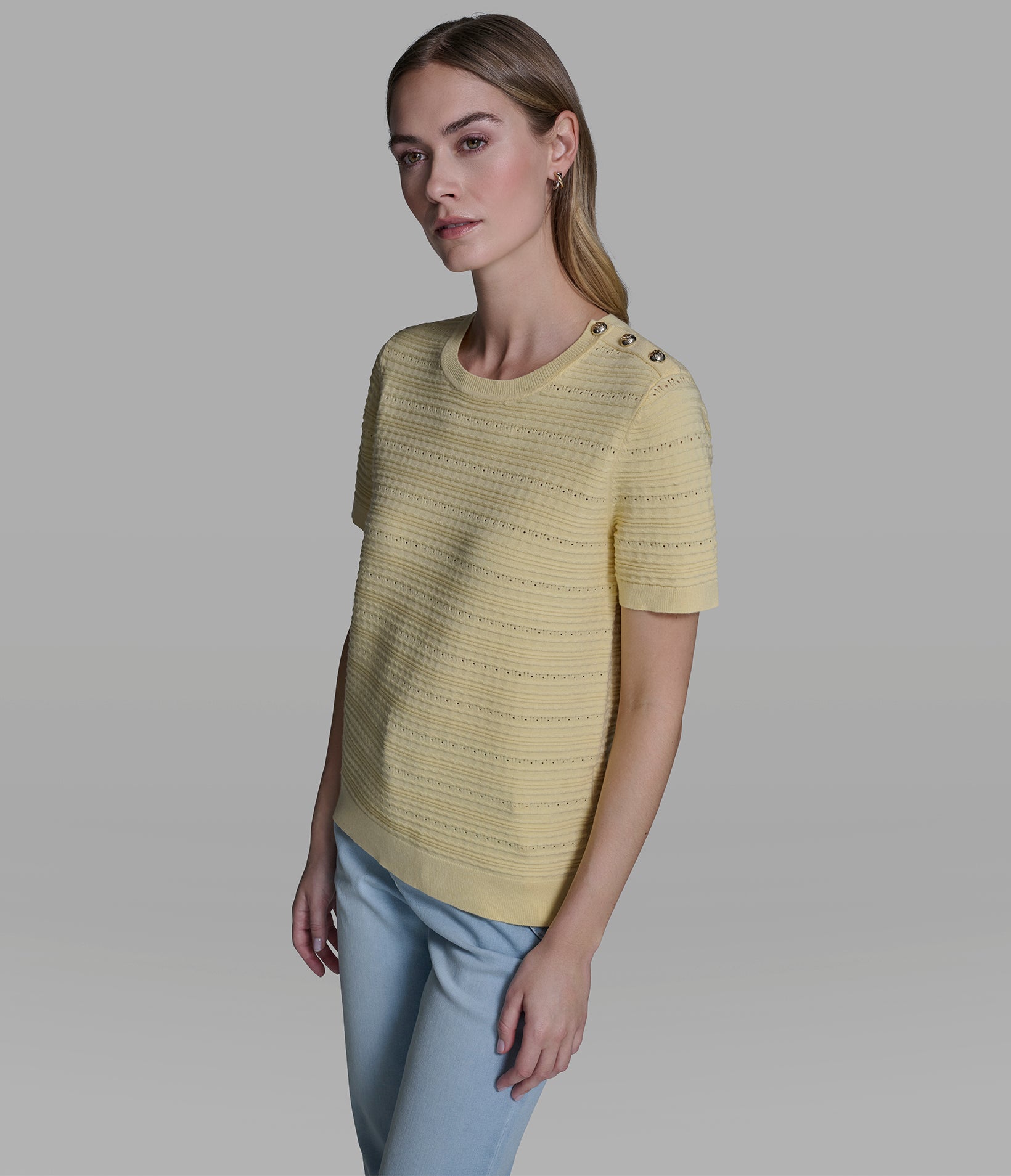 SHORT SLEEVE KNIT SWEATER VIEW 3 | Women's Tops & Sweaters SHORT SLEEVE KNIT SWEATER VIEW 3 | Women's Tops & Sweaters