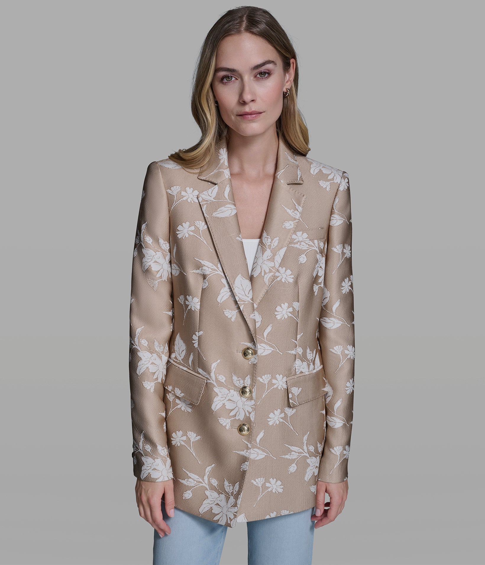 FLORAL JACQUARD BLAZER View 2 | Women's Clothing FLORAL JACQUARD BLAZER View 2 | Women's Clothing