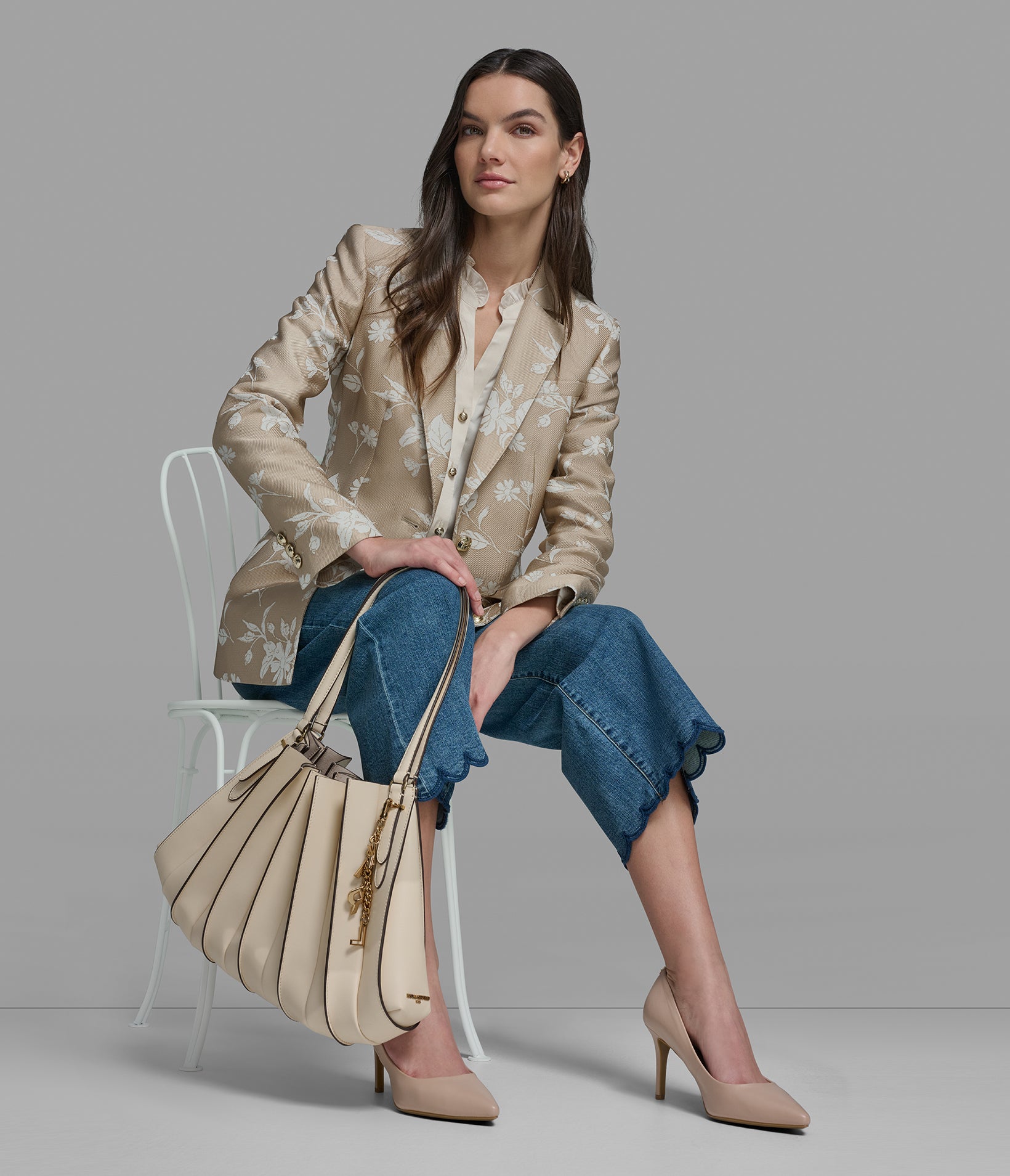 FLORAL JACQUARD BLAZER View 1 | Women's Clothing FLORAL JACQUARD BLAZER View 1 | Women's Clothing