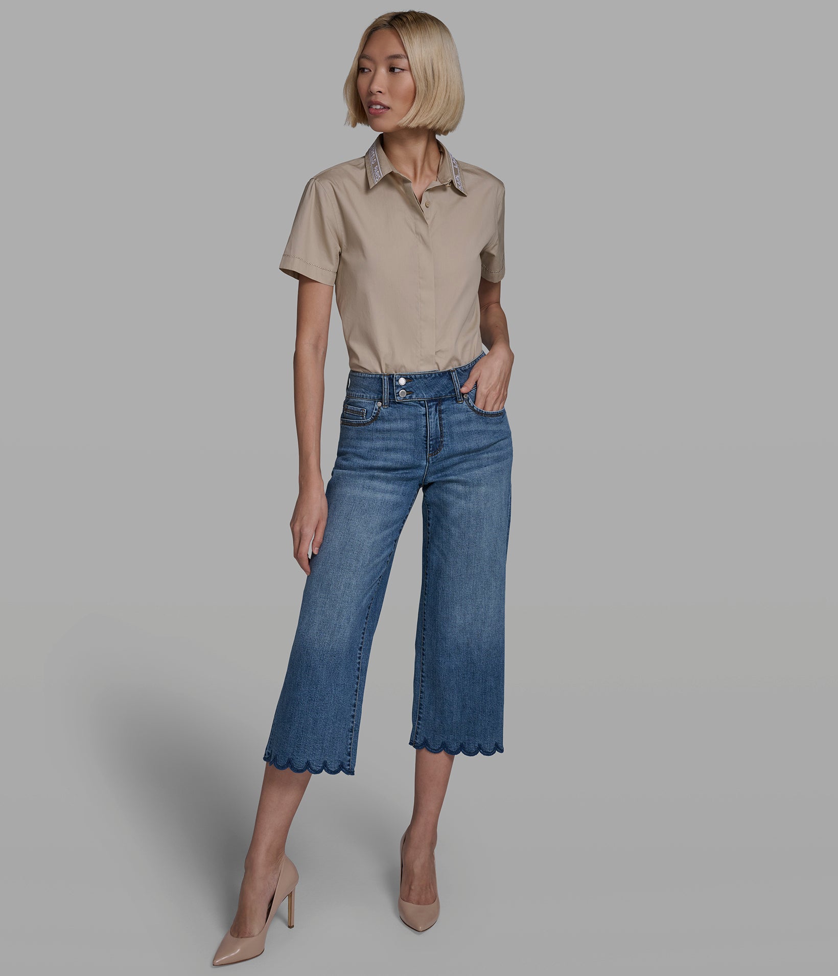 SCALLOPED HEM WIDE-LEG JEANS VIEW 4 SCALLOPED HEM WIDE-LEG JEANS VIEW 4