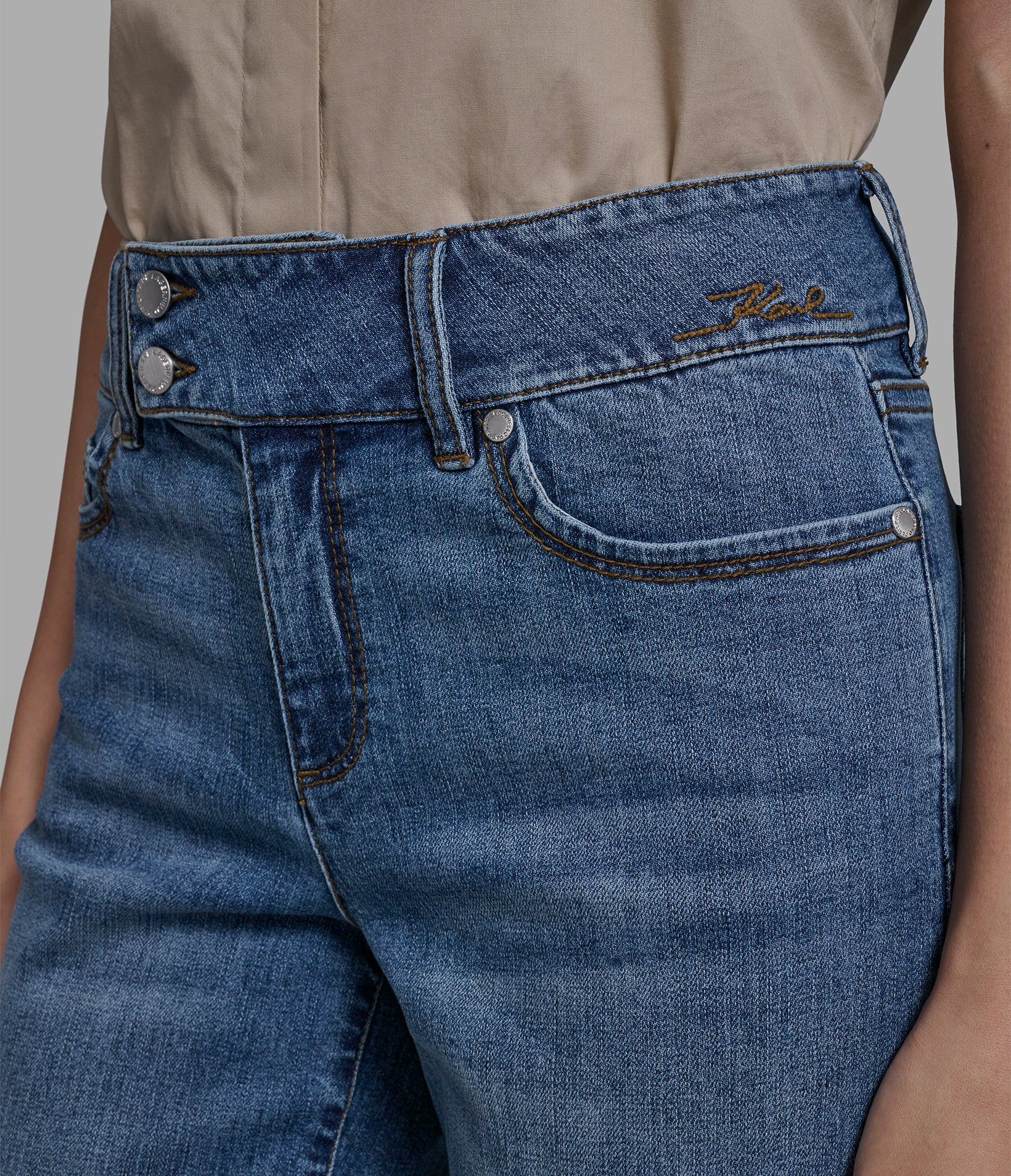 SCALLOPED HEM WIDE-LEG JEANS VIEW 6 SCALLOPED HEM WIDE-LEG JEANS VIEW 6