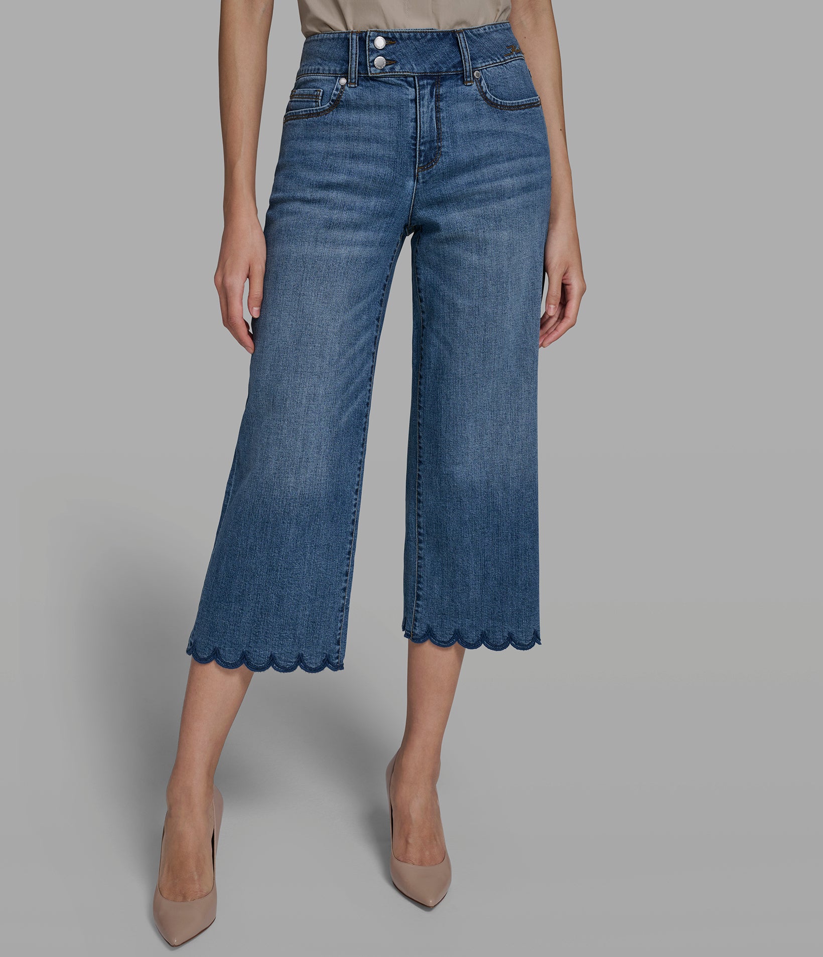 SCALLOPED HEM WIDE-LEG JEANS View 1 | Products SCALLOPED HEM WIDE-LEG JEANS View 1 | Products
