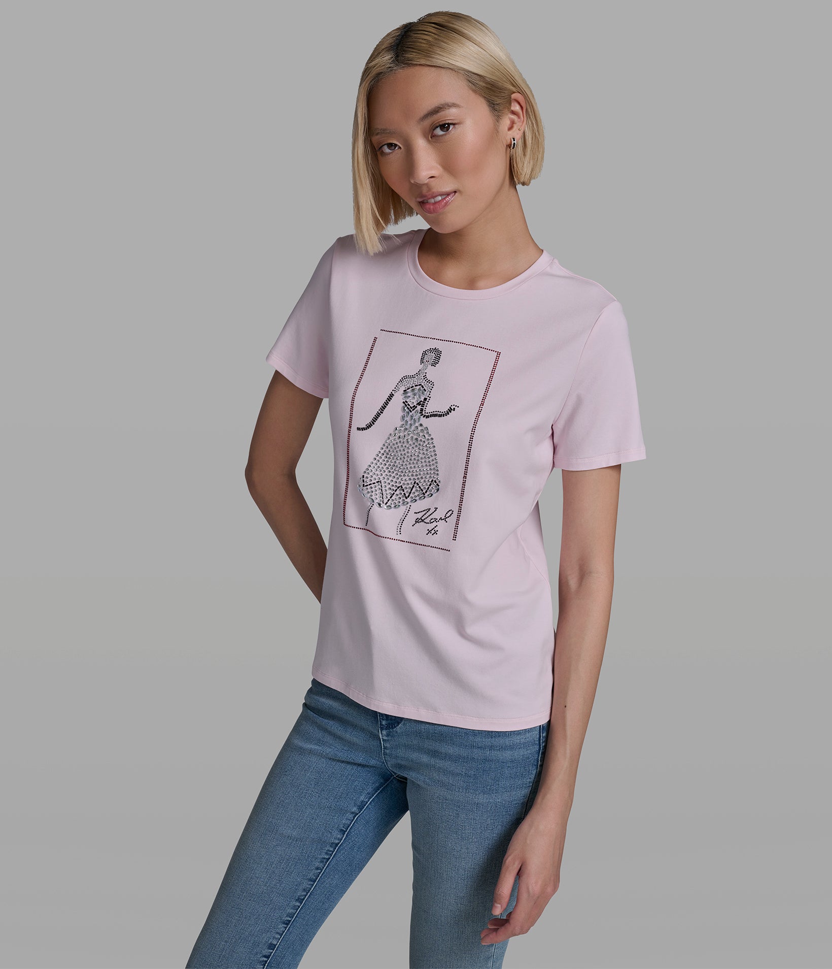 EMBELLISHED SKETCH LOGO TEE View 1 | Products EMBELLISHED SKETCH LOGO TEE View 1 | Products