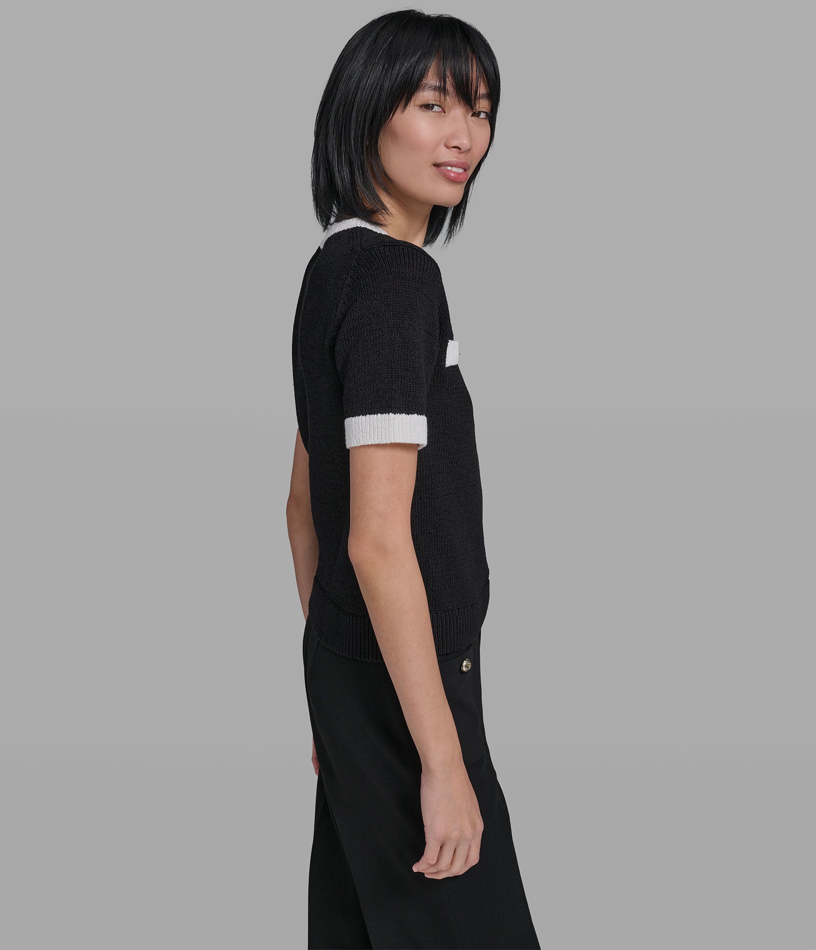 SHORT SLEEVE SWEATER WITH CONTRAST TRIM VIEW 3 | Sweater Shop SHORT SLEEVE SWEATER WITH CONTRAST TRIM VIEW 3 | Sweater Shop