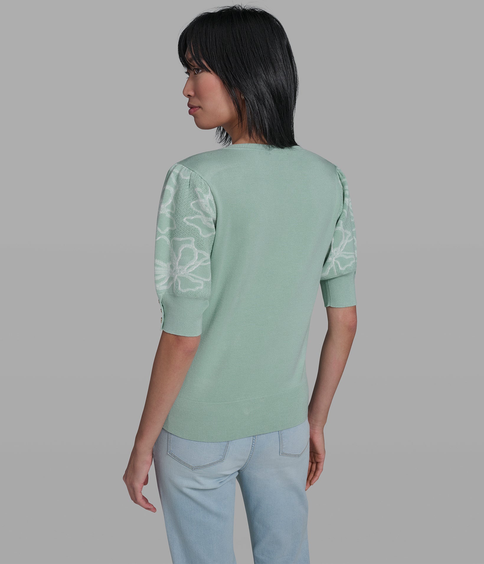 FLORAL V-NECK SWEATER View 2 | Women's Clothing FLORAL V-NECK SWEATER View 2 | Women's Clothing