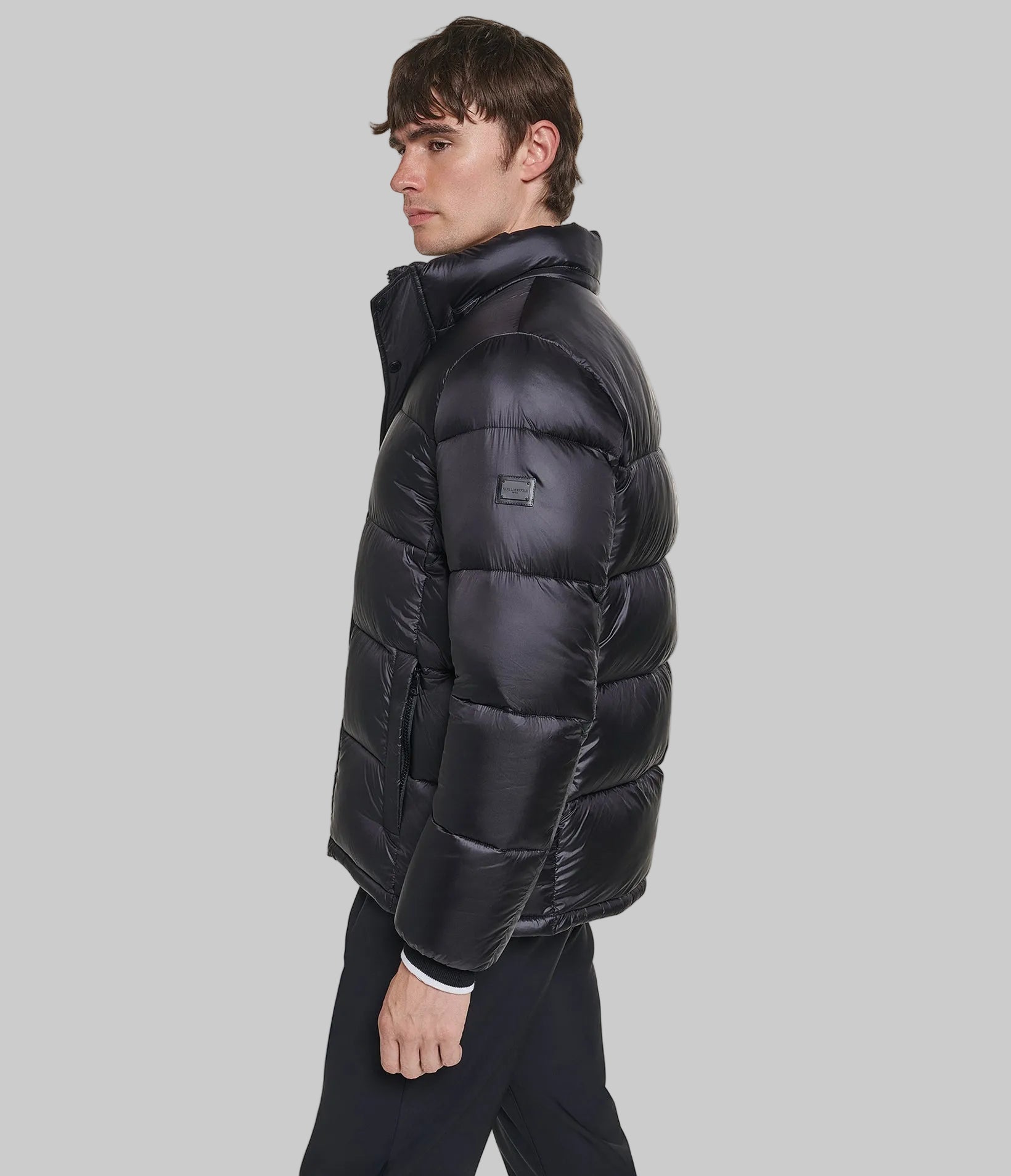 HOODED QUILTED SHORT PUFFER VIEW 3 HOODED QUILTED SHORT PUFFER VIEW 3