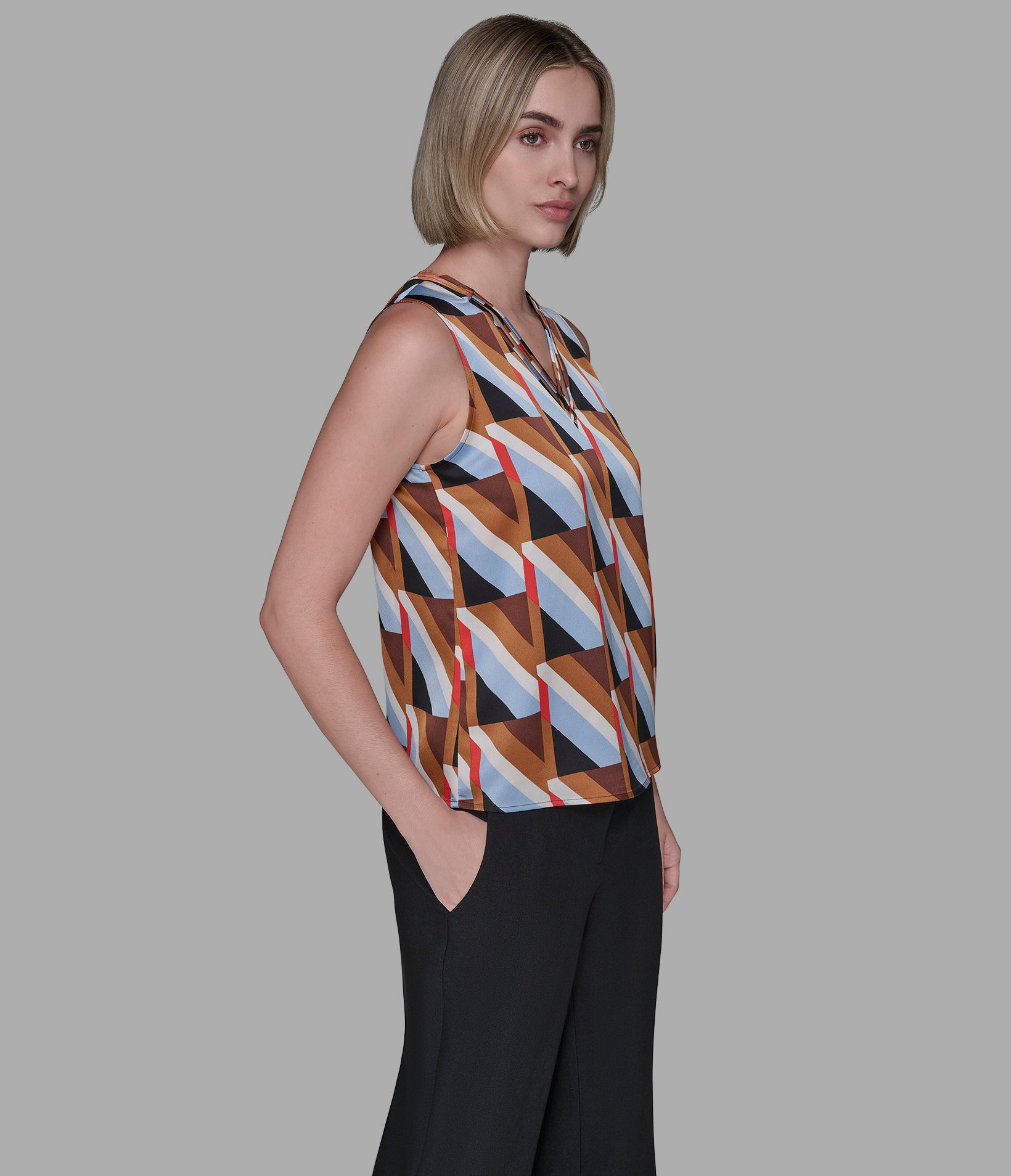 CRISS-CROSS TOP VIEW 3 | Women's Clothing CRISS-CROSS TOP VIEW 3 | Women's Clothing