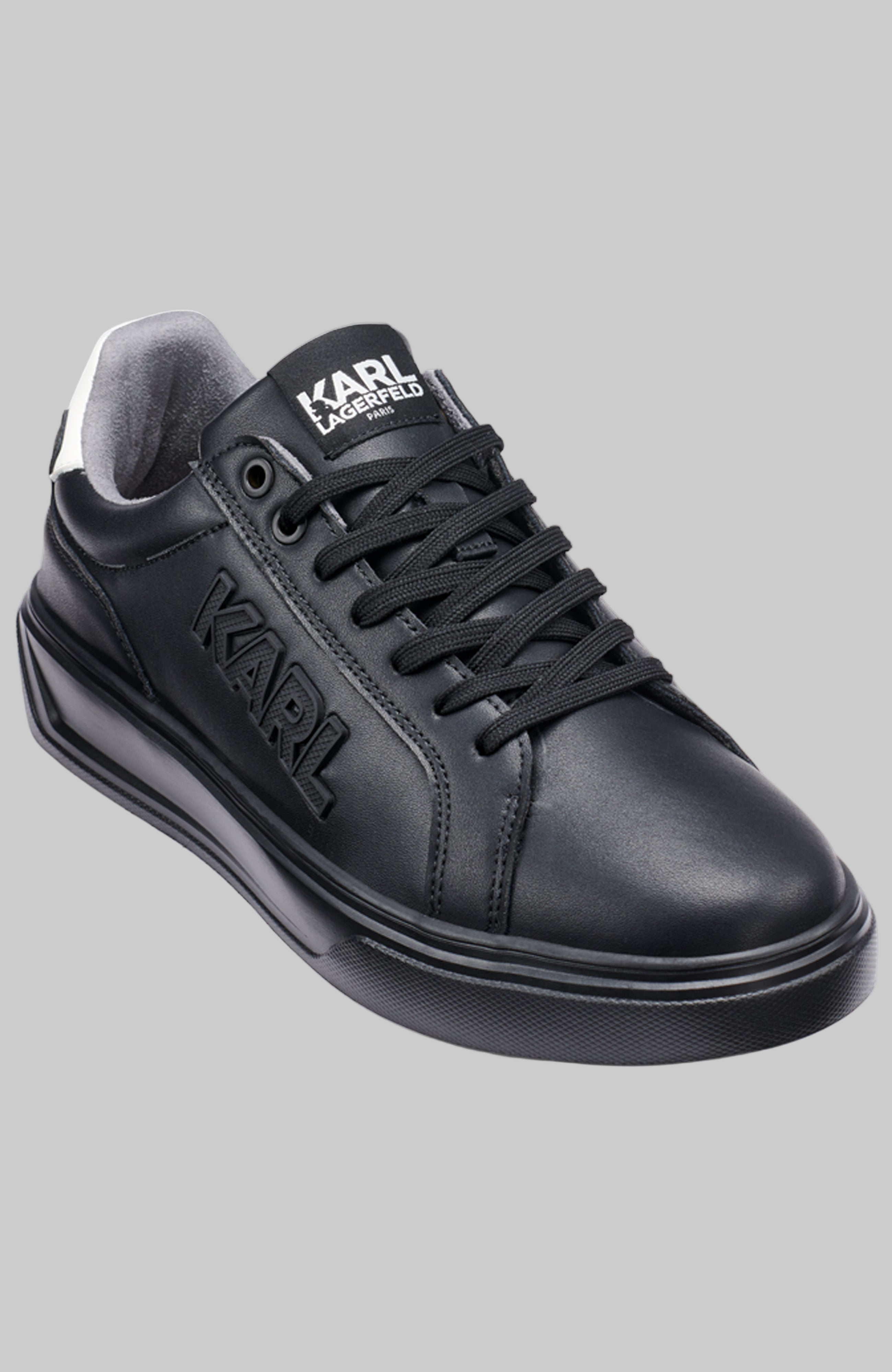 LEATHER SNEAKER WITH SIDE KARL LOGO PATCH View 2 | Men's Sneakers LEATHER SNEAKER WITH SIDE KARL LOGO PATCH View 2 | Men's Sneakers