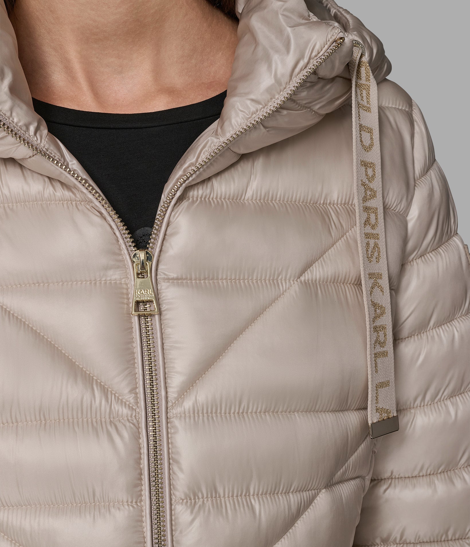 SHORT PUFFER JACKET WITH LOGO VIEW 5 | WOMEN'S FALL COLLECTION SHORT PUFFER JACKET WITH LOGO VIEW 5 | WOMEN'S FALL COLLECTION