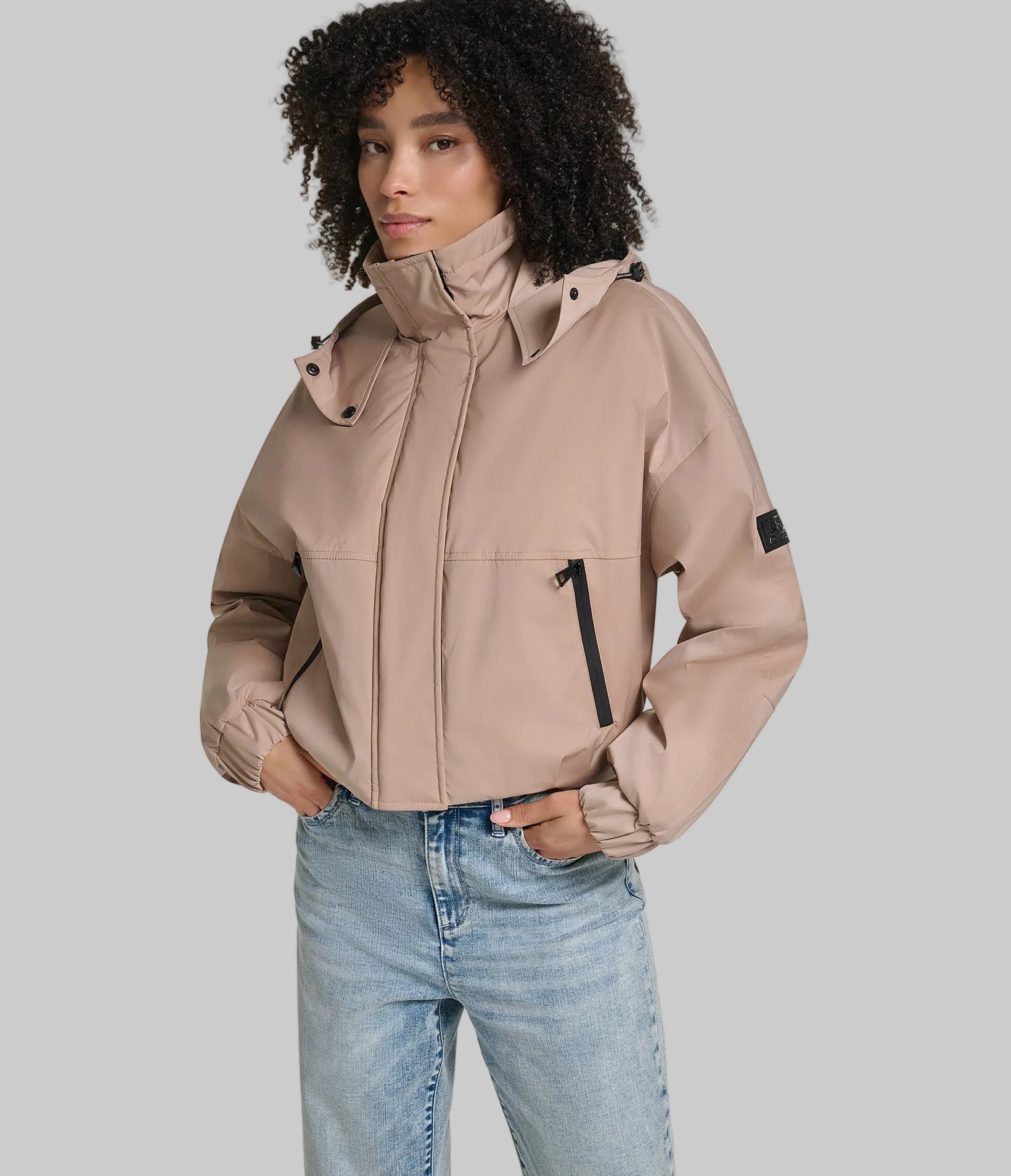 CROPPED LOGO BOMBER VIEW 3 | Trending Now CROPPED LOGO BOMBER VIEW 3 | Trending Now