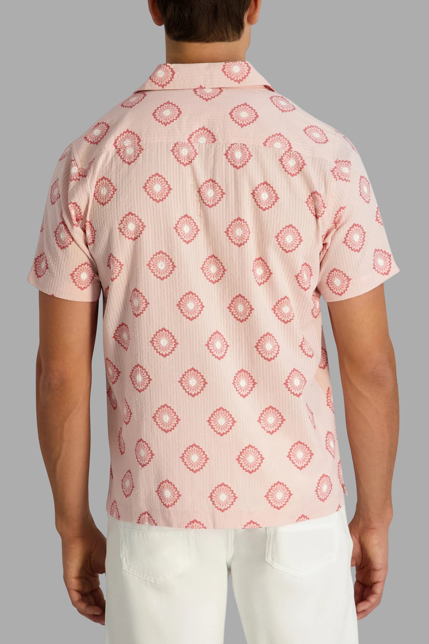 SEERSUCKER GEOMETRIC CAMP SHIRT View 2 | Men's Spring Collection SEERSUCKER GEOMETRIC CAMP SHIRT View 2 | Men's Spring Collection
