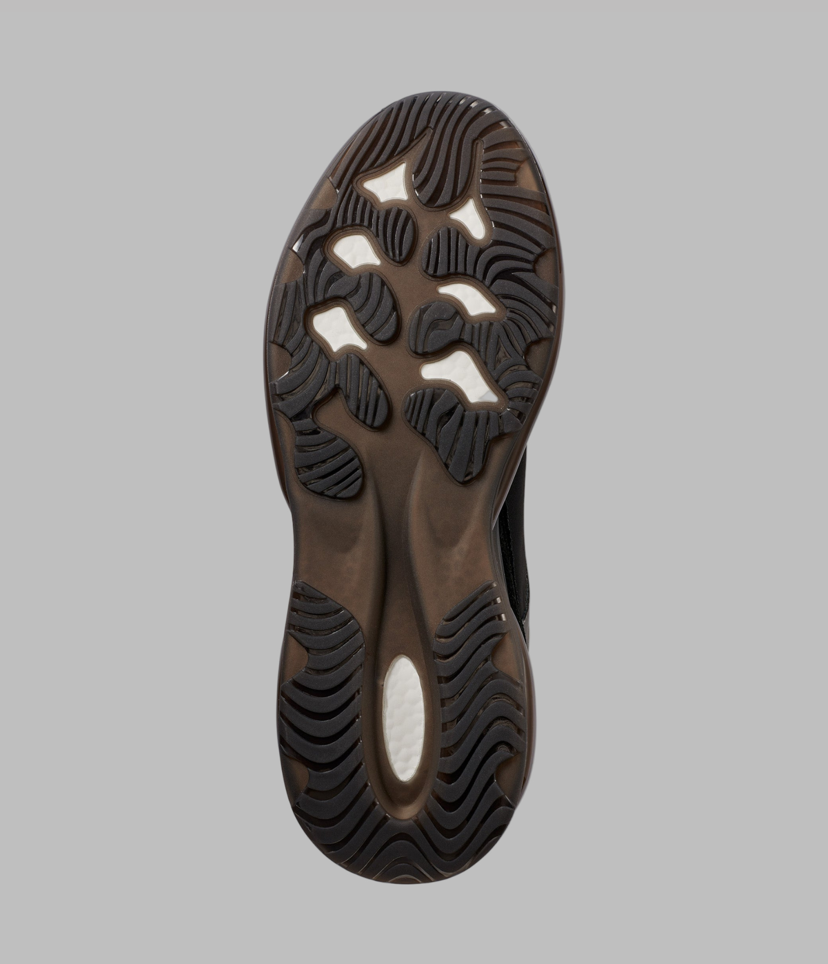MIXED MEDIA RUNNER WITH KARL HEAD OUTLINE VIEW 4 | Men's Holiday Collection MIXED MEDIA RUNNER WITH KARL HEAD OUTLINE VIEW 4 | Men's Holiday Collection