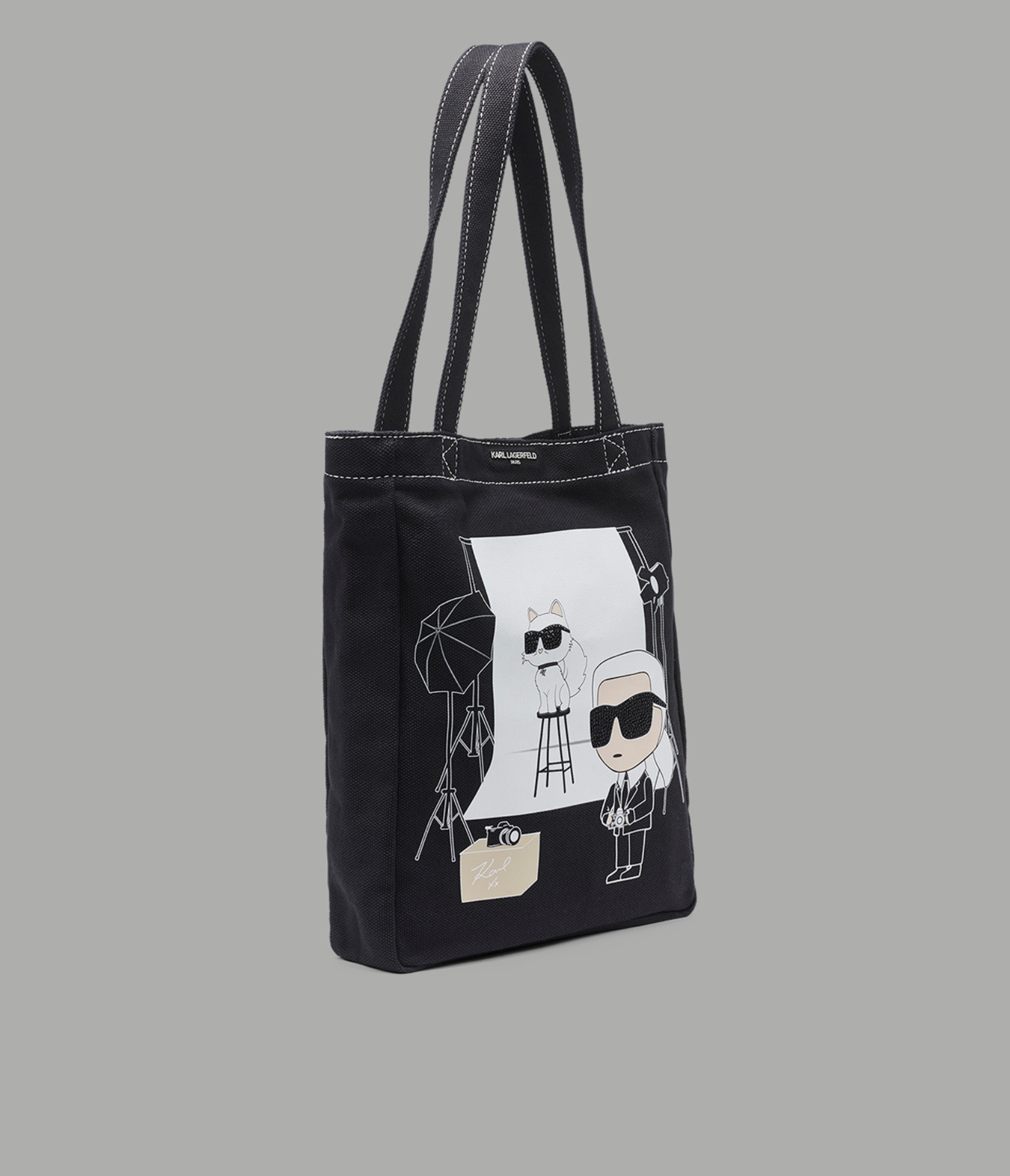 CANNES KARL & CHOUPETTE PHOTOSHOOT CANVAS TOTE View 2 | Women's Totes CANNES KARL & CHOUPETTE PHOTOSHOOT CANVAS TOTE View 2 | Women's Totes