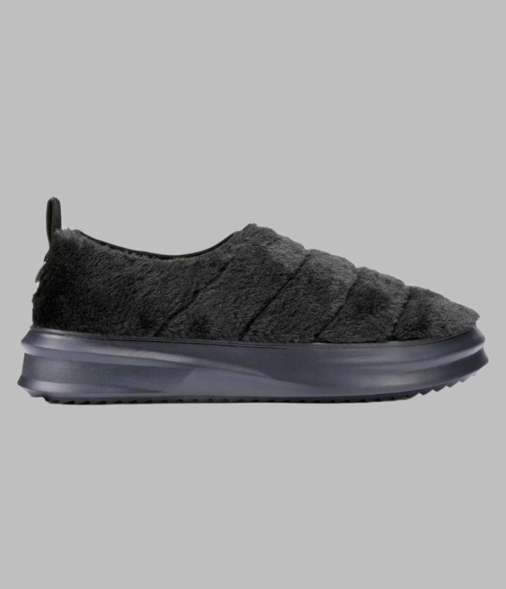 MEN'S FUR LINED SLIP ON SNEAKER View 1 | Men's Sneakers MEN'S FUR LINED SLIP ON SNEAKER View 1 | Men's Sneakers