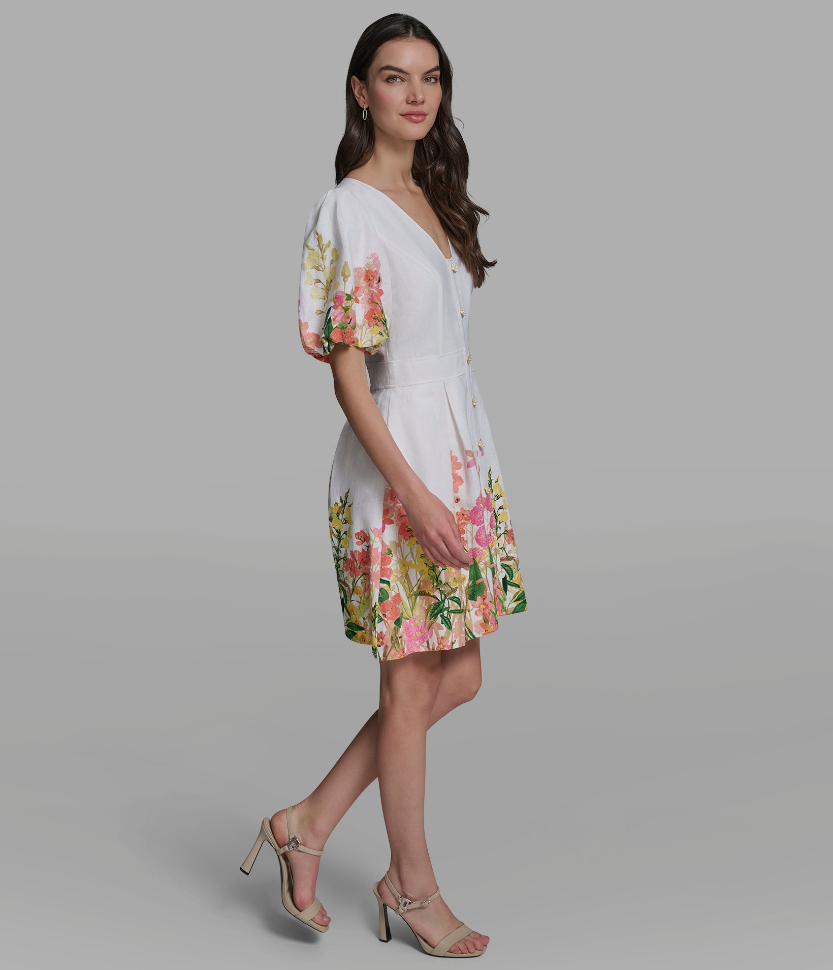 SHORT SLEEVE FLORAL FIT & FLARE DRESS VIEW 3