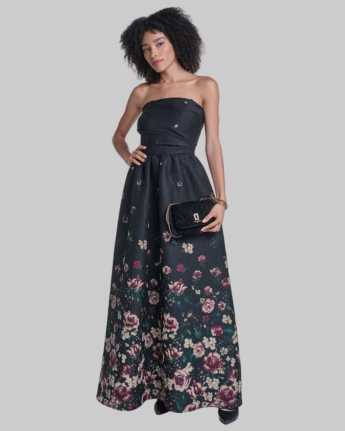 STRAPLESS FILS COUPE BALL GOWN  WITH POCKETS VIEW 5