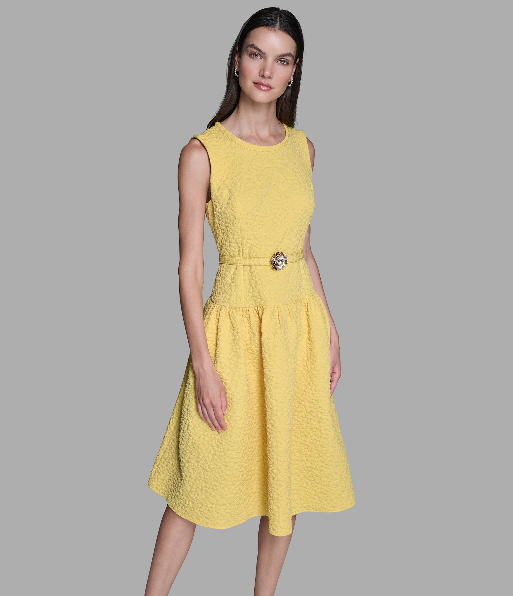 FLOWER JACQUARD STRAIGHT DRESS Alfred Sung Women's One-Shoulder
