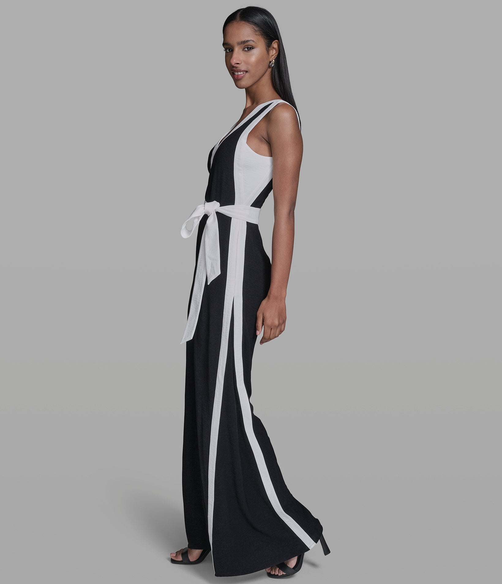 CONTRAST TRIM JUMPSUIT VIEW 3