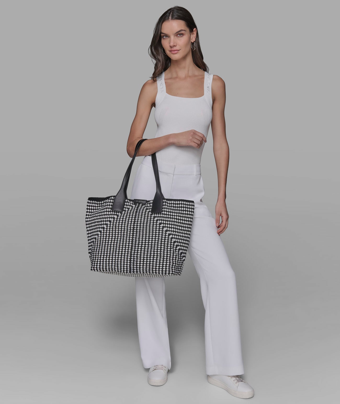 HENRIETTE CROCHET TOTE VIEW 6