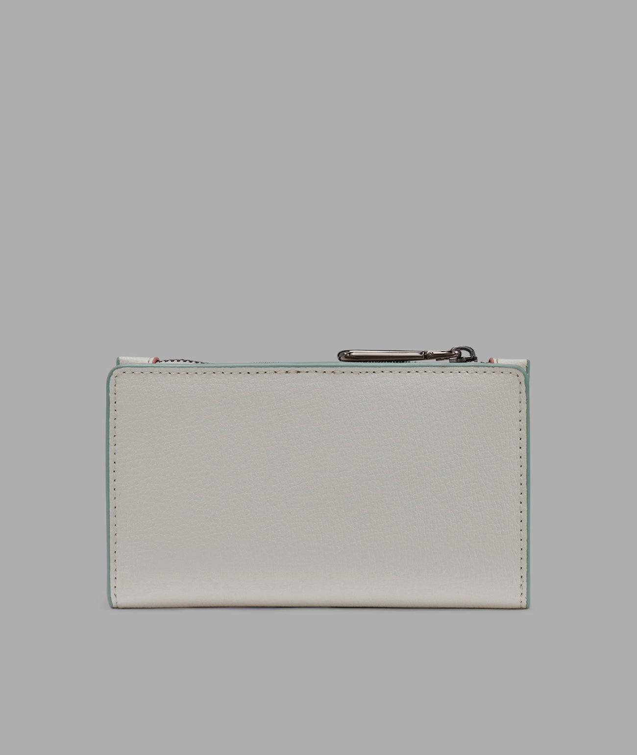 BI-FOLD CARD CASE WITH PINS VIEW 3