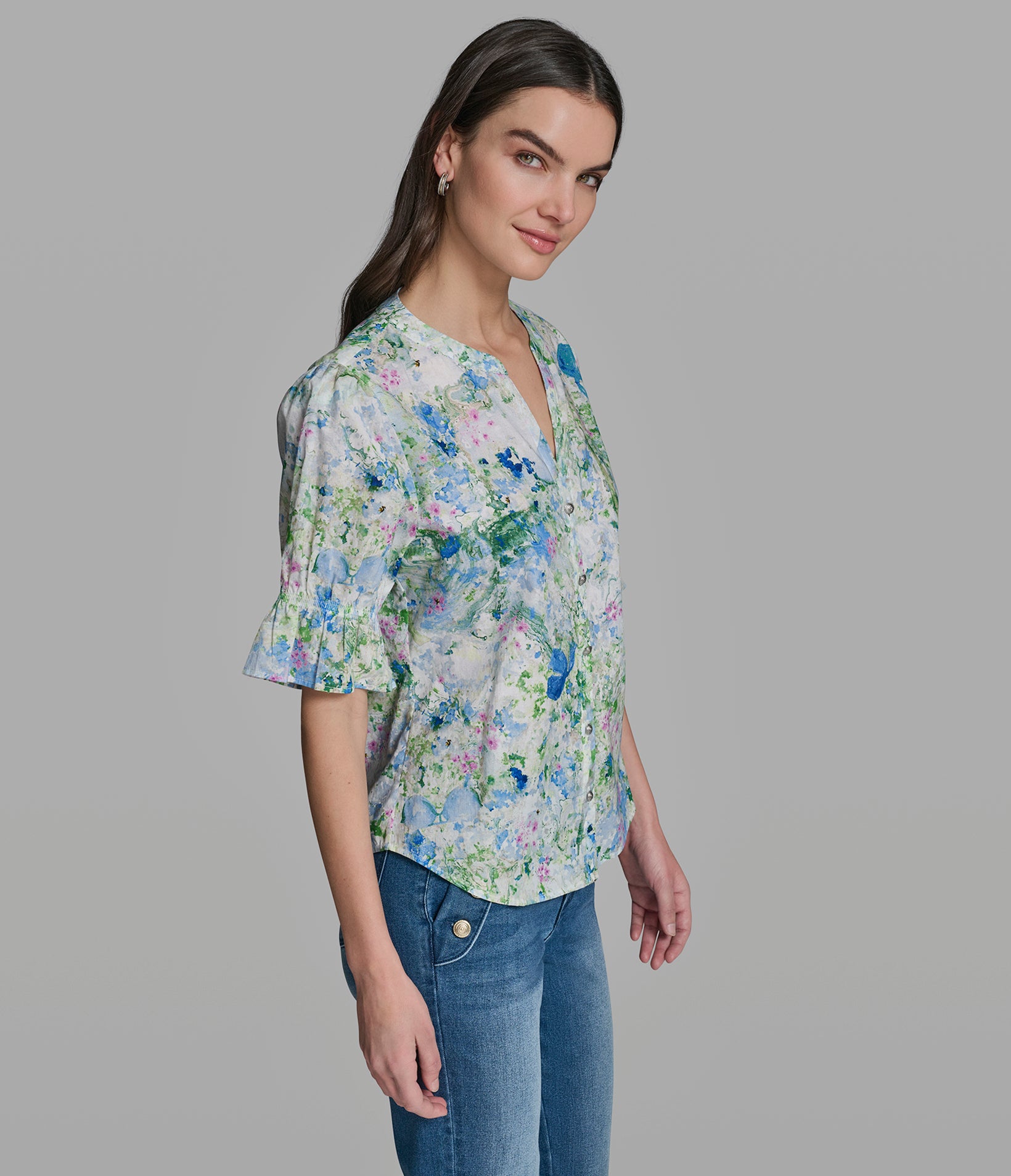 FLORAL PRINT RUFFLE SLEEVE TOP VIEW 3 | Women's Tops & Sweaters