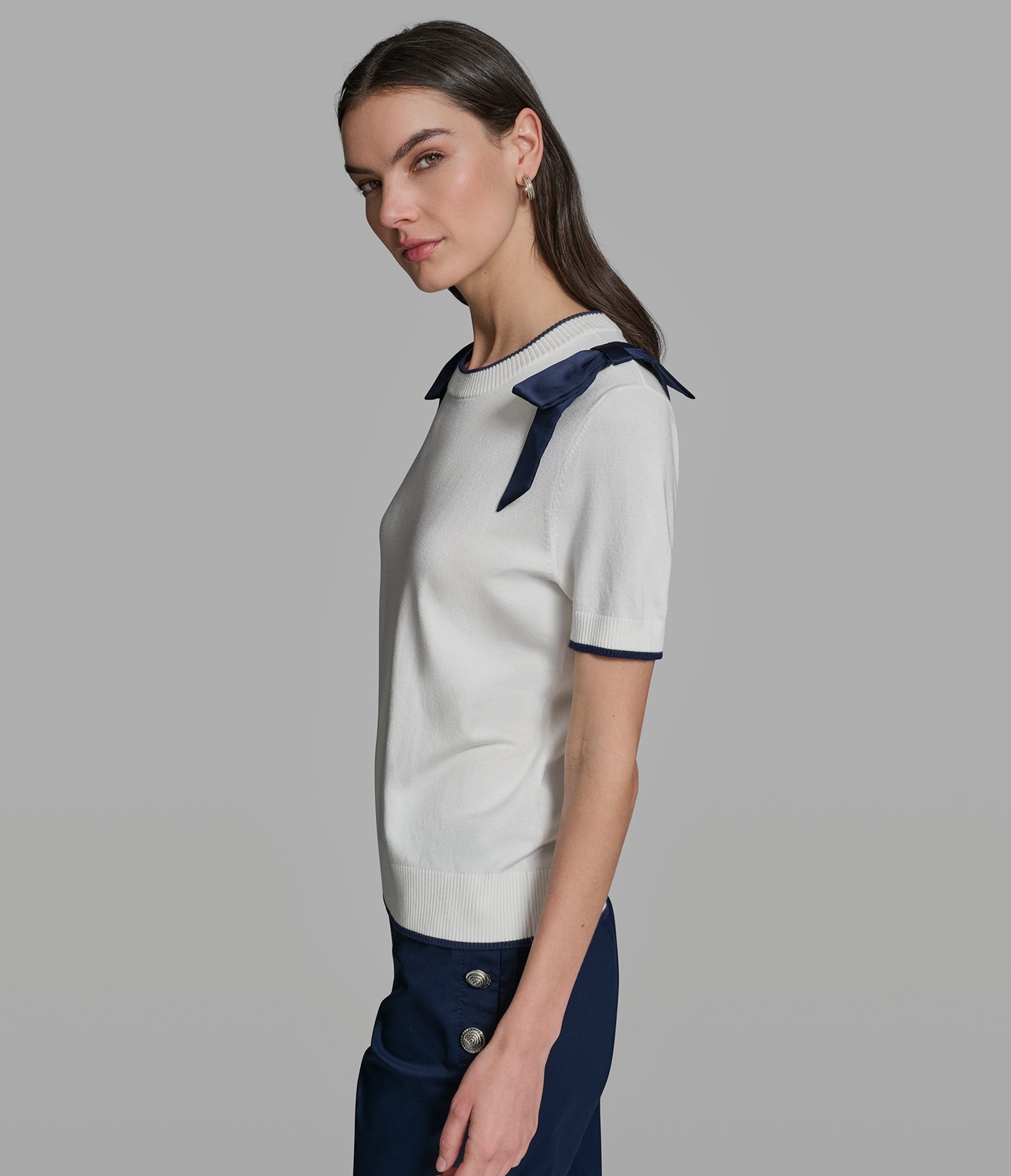 SHORT SLEEVE SWEATER WITH BOW DETAIL VIEW 3 | Women's Clothing
