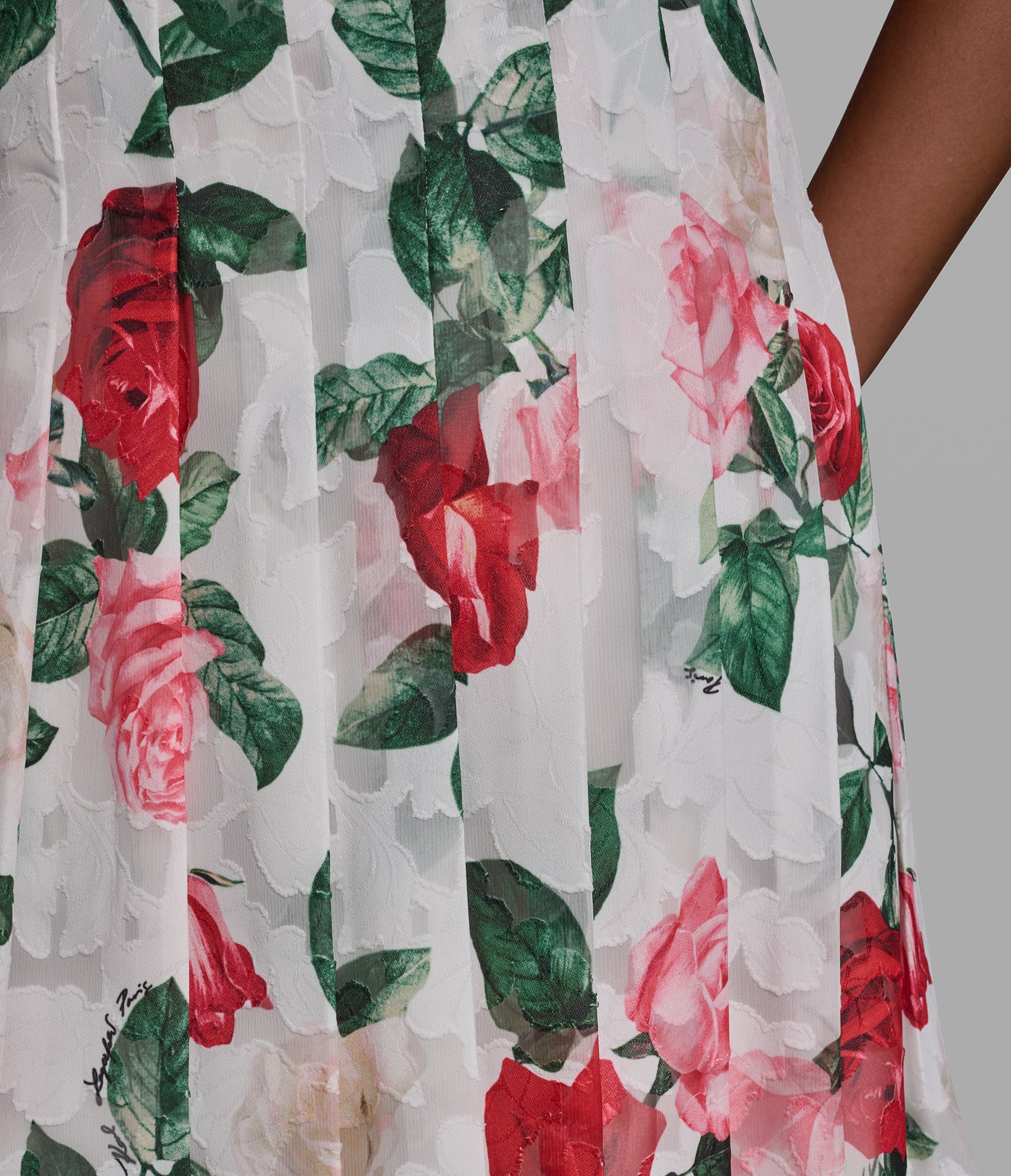 PLEATED FLORAL SKIRT VIEW 6