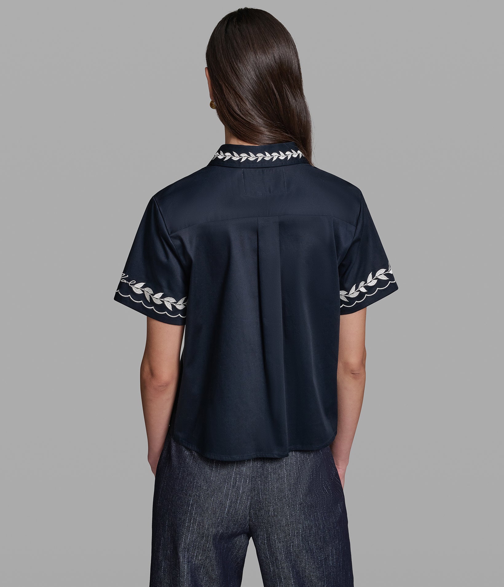 SHORT SLEEVE FLORAL WOVEN TOP VIEW 4 | New Arrivals