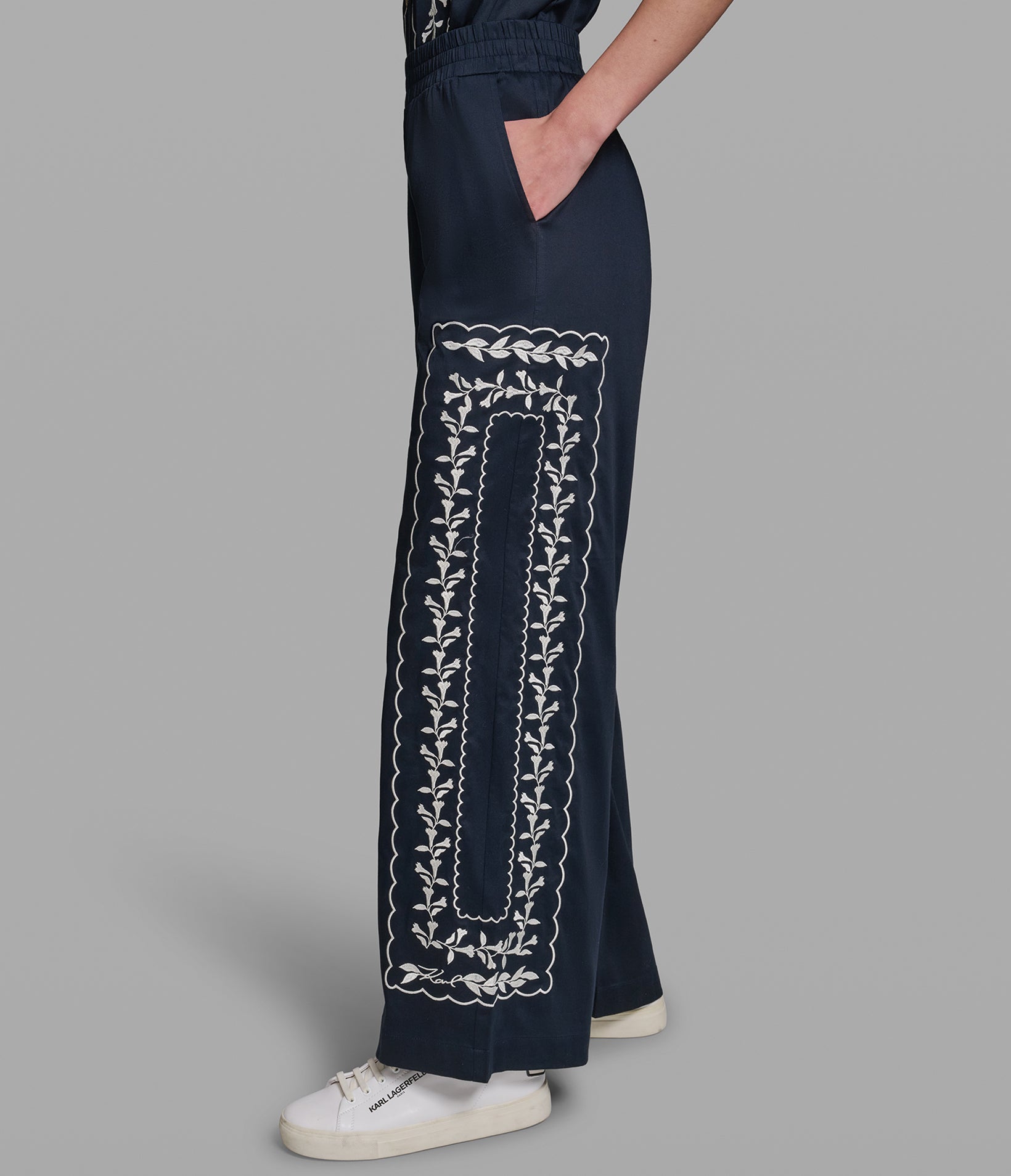 FLORALWIDE LEG PANT View 1 | Women's Clothing