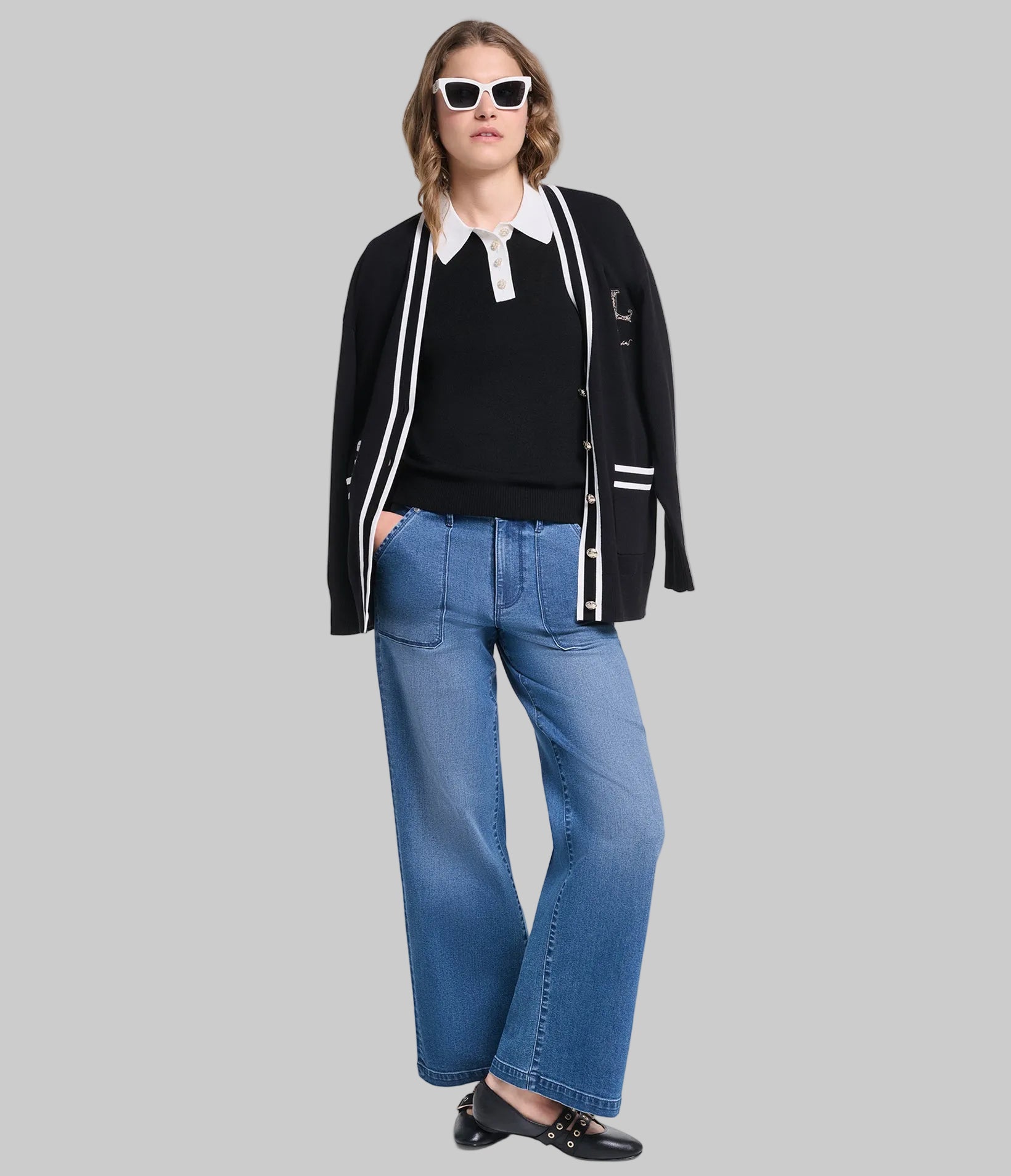 SHORT SLEEVE CONTRAST COLLAR SWEATER VIEW 4
